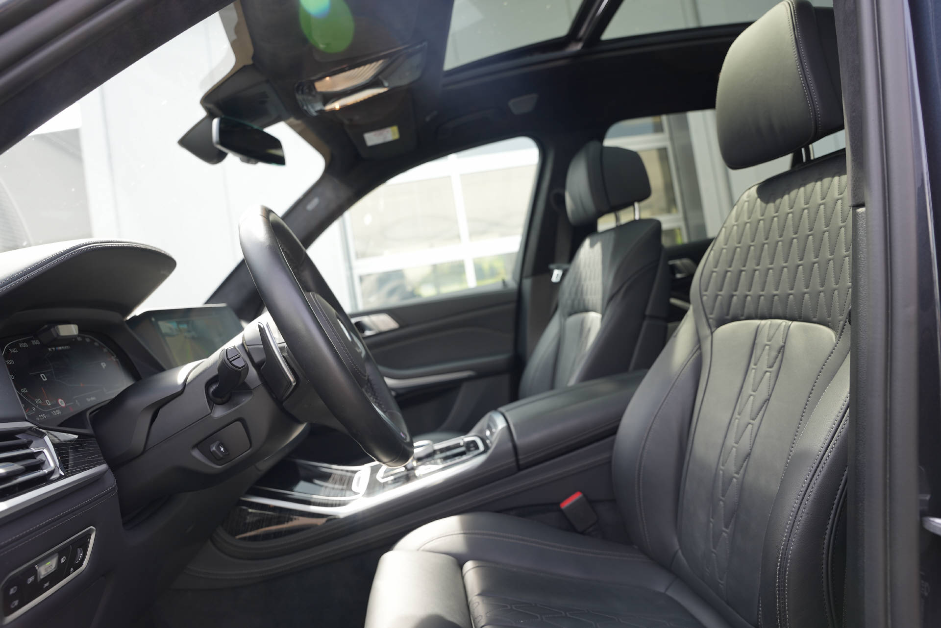 BMW X7 xDrive M50i Steptronic-image-8
