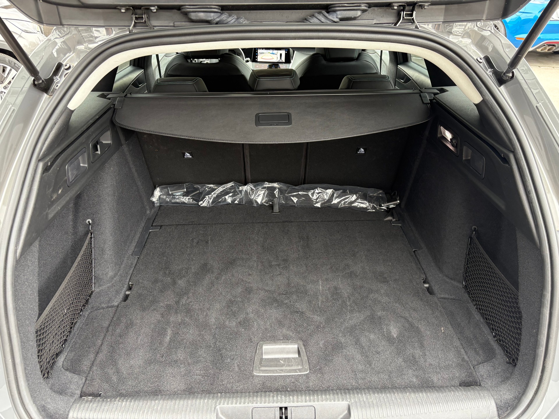 PEUGEOT 308 SW 1.2 PureTech Allure-image-5