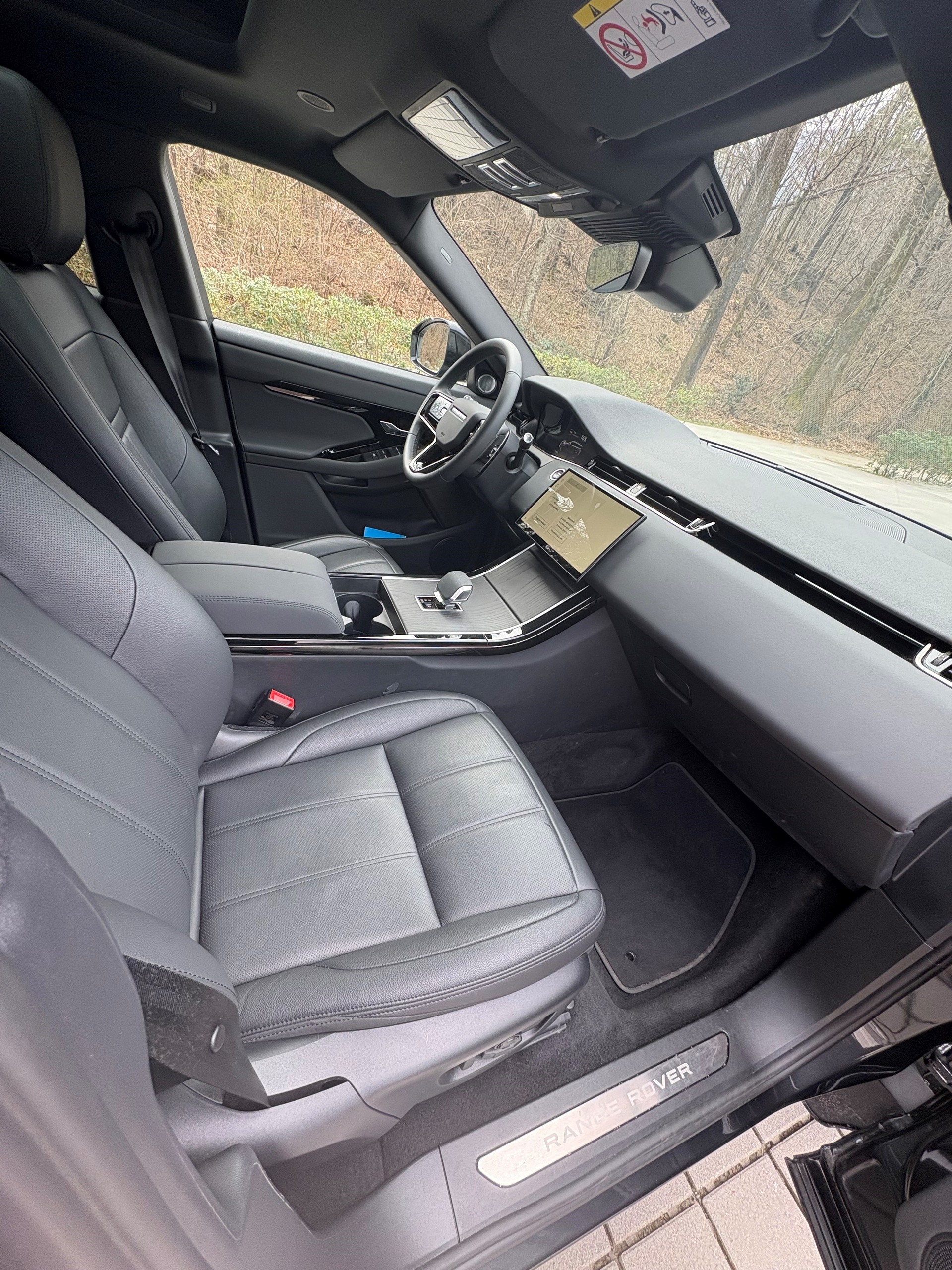 LAND ROVER Range Rover Evoque R-Dynamic P 300e SE AT8-image-8