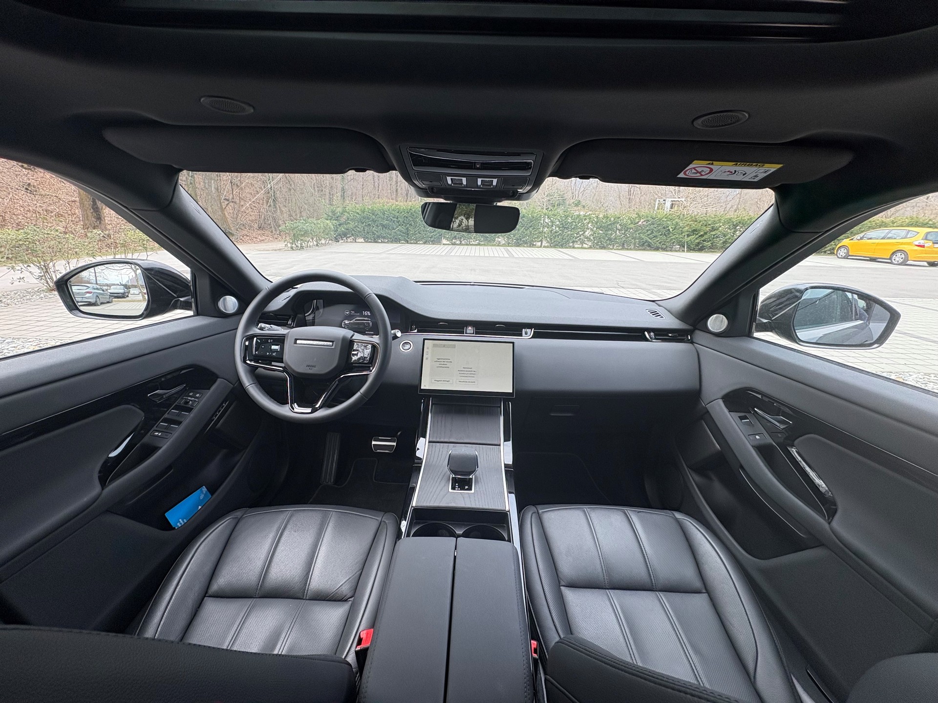 LAND ROVER Range Rover Evoque R-Dynamic P 300e SE AT8-image-3