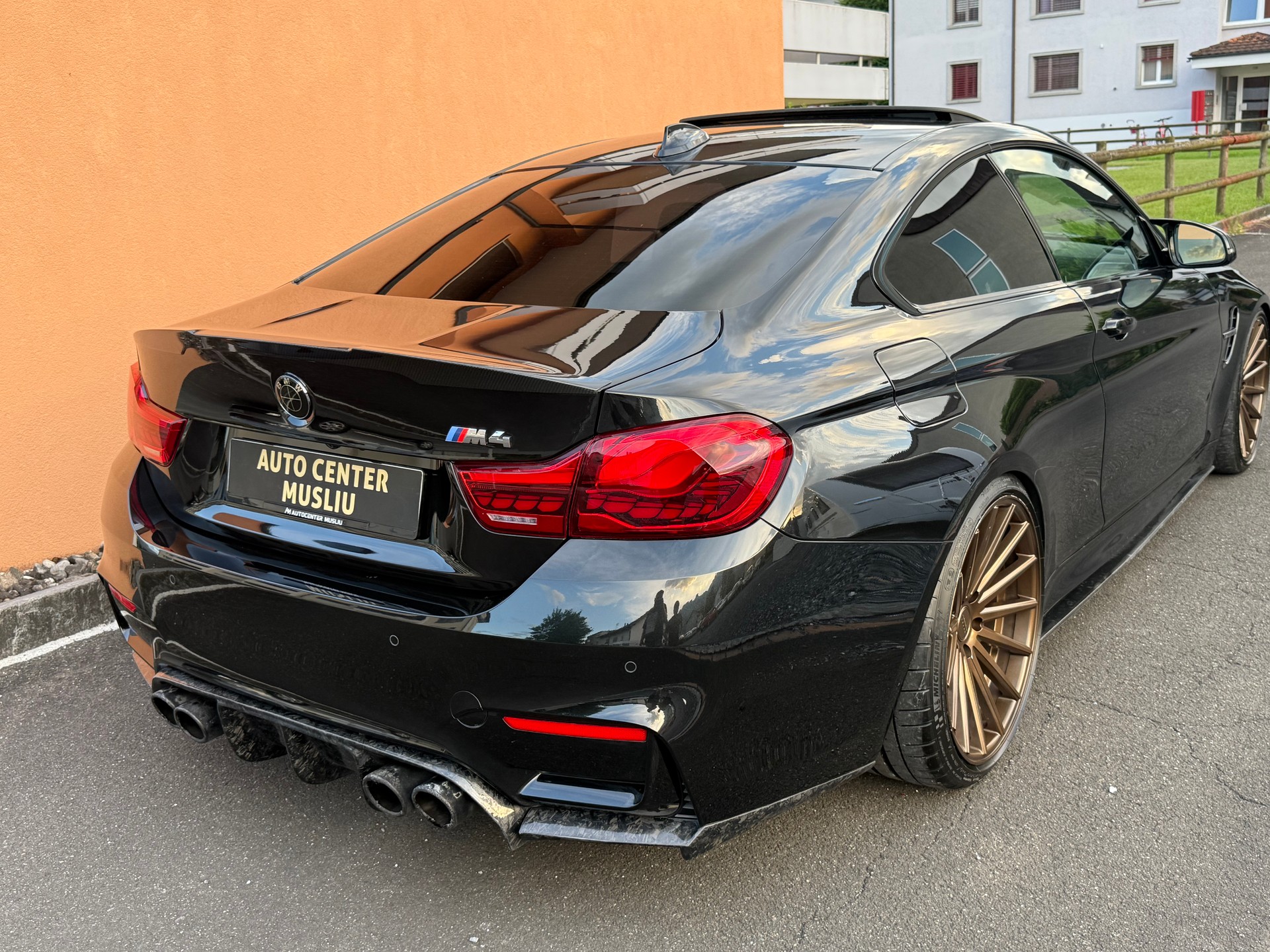 BMW M4 Coupé DKG-image-9
