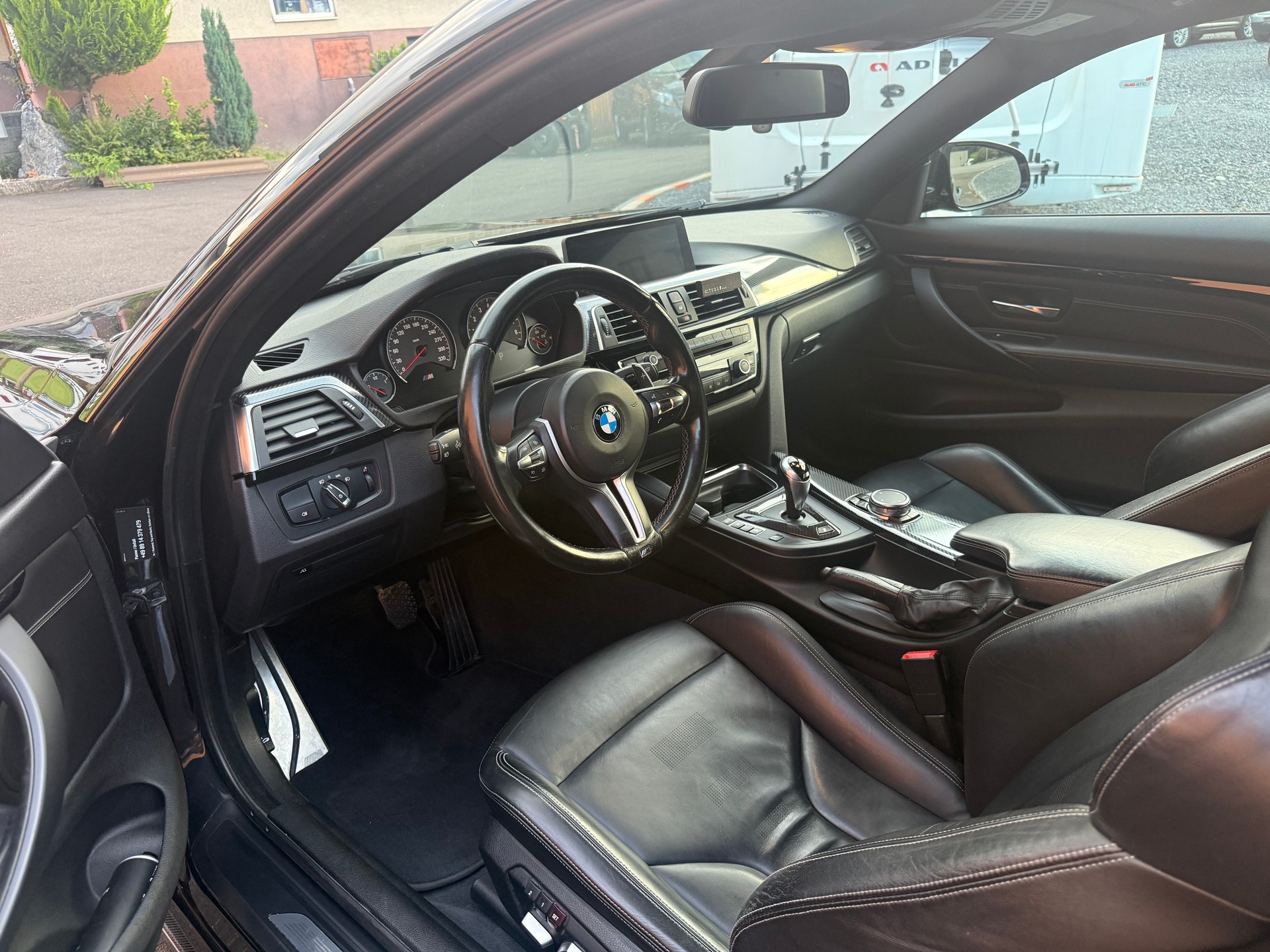 BMW M4 Coupé DKG-image-10