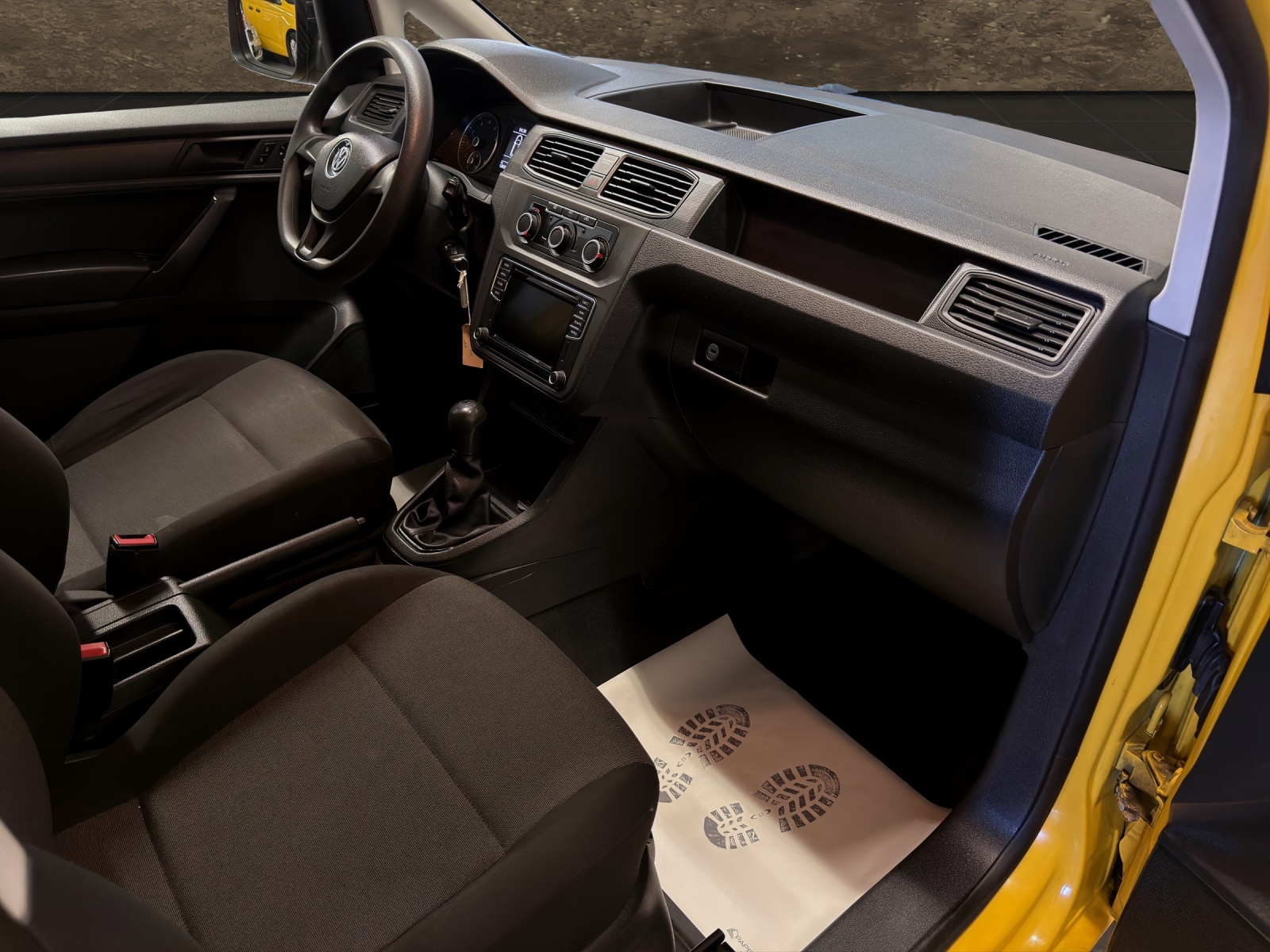 VW VW Caddy 1.2 TSI BlueMotion Technology, 84 PS-image-3