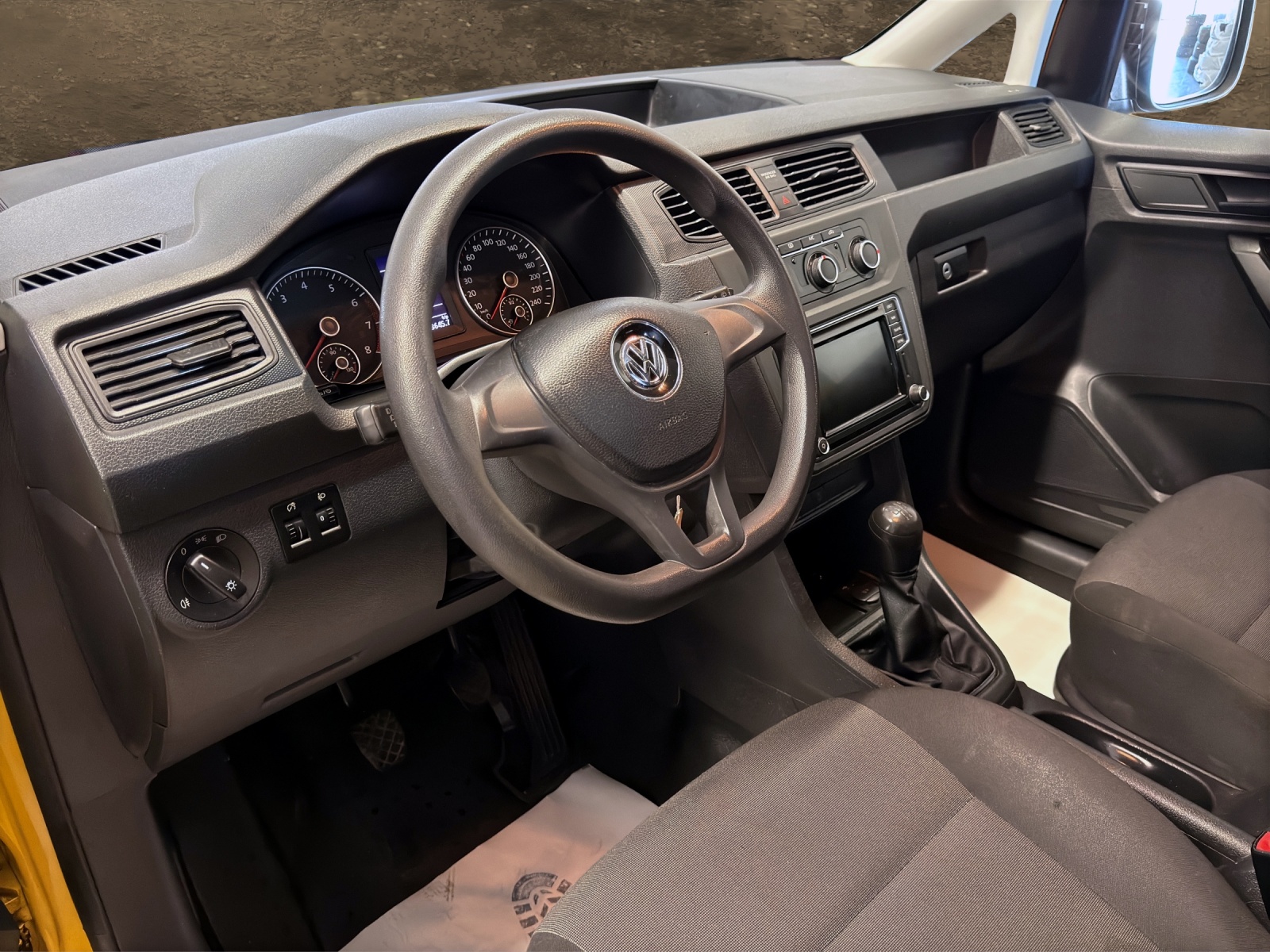 VW VW Caddy 1.2 TSI BlueMotion Technology, 84 PS-image-10