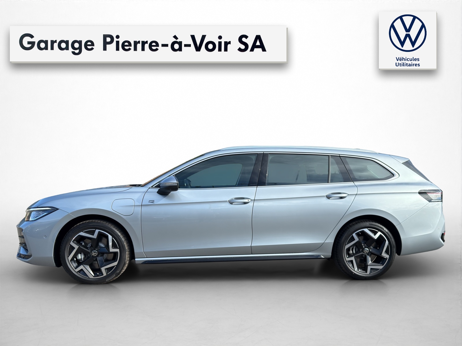 VW Passat Variant 1.5 TSI evo2 Plug-In- Hybrid R-Line DSG-image-1