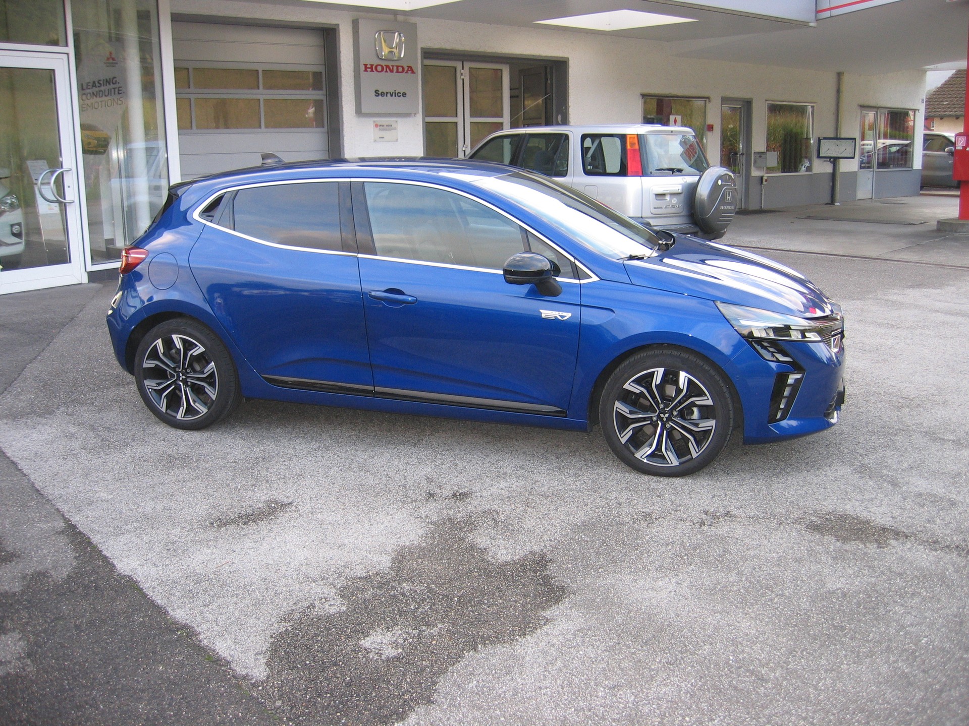 MITSUBISHI COLT 1.6 HEV Instyle-image-2