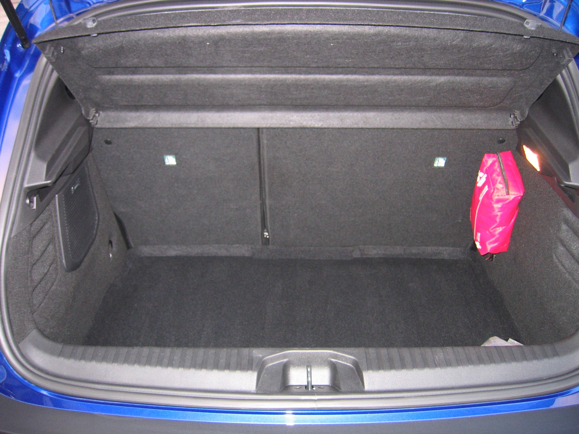 MITSUBISHI COLT 1.6 HEV Instyle-image-5