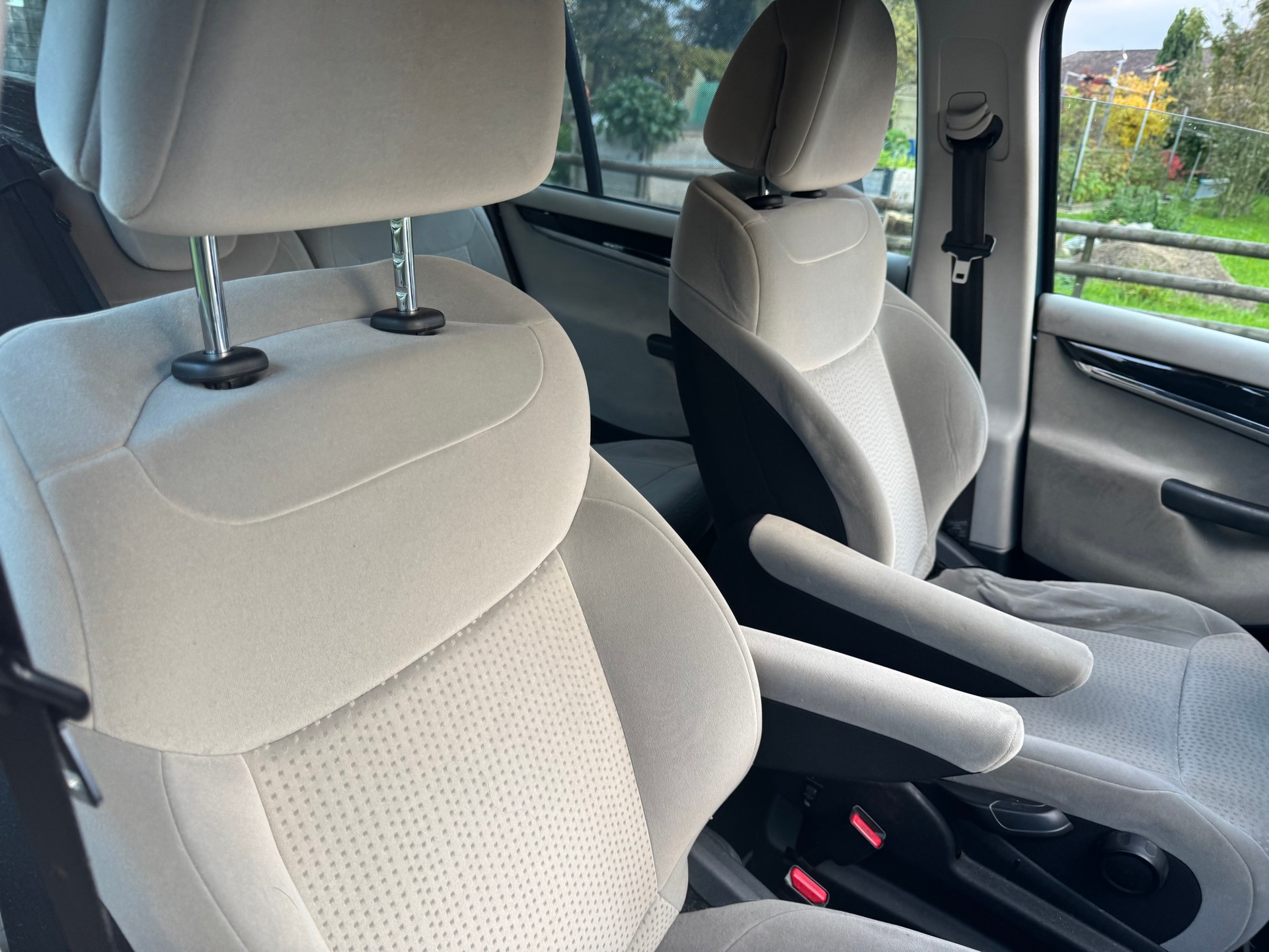 CITROEN Grand C4 Picasso 1.6i 16V Turbo Exclusive BMP6-image-6