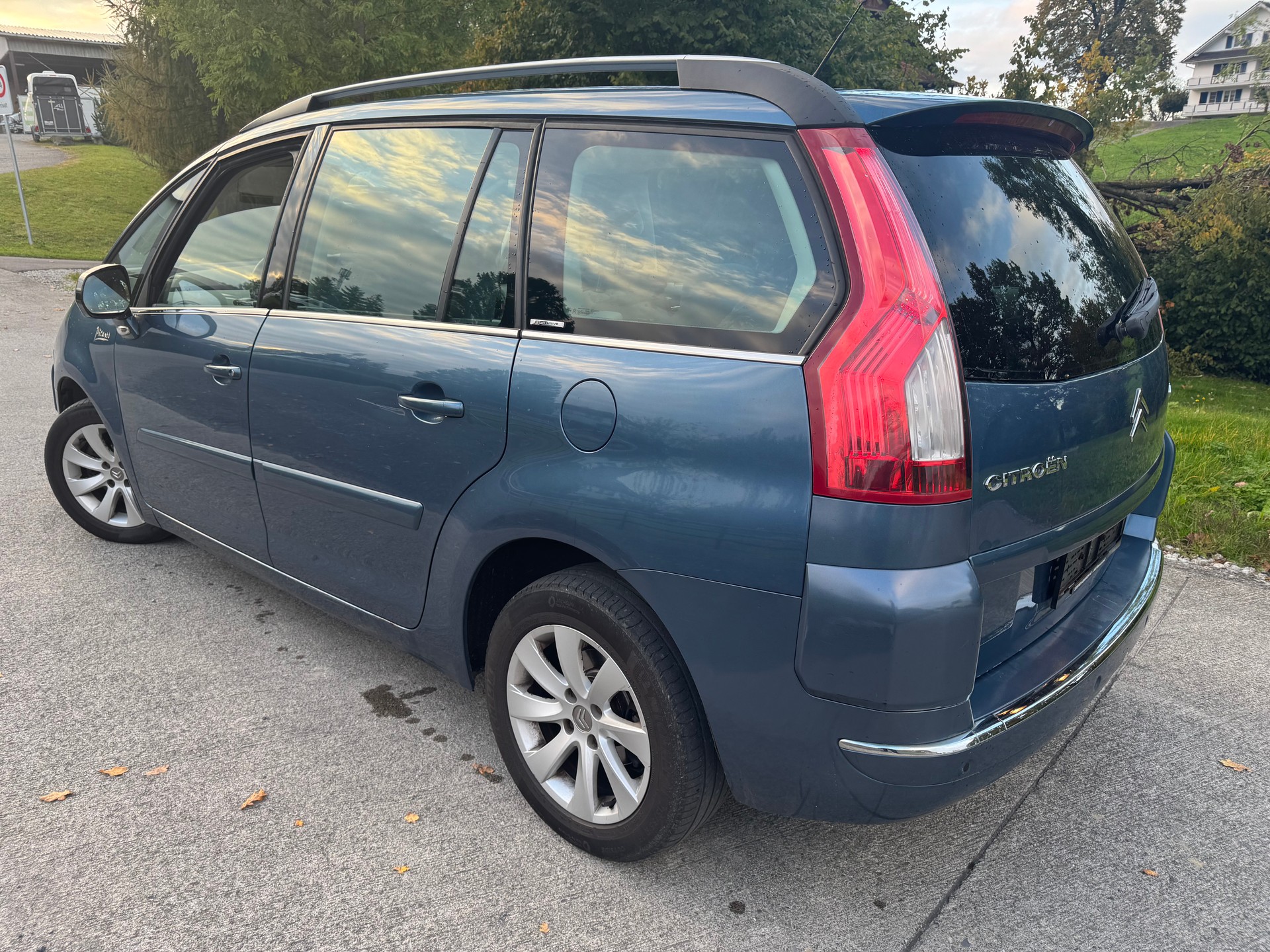 CITROEN Grand C4 Picasso 1.6i 16V Turbo Exclusive BMP6-image-2
