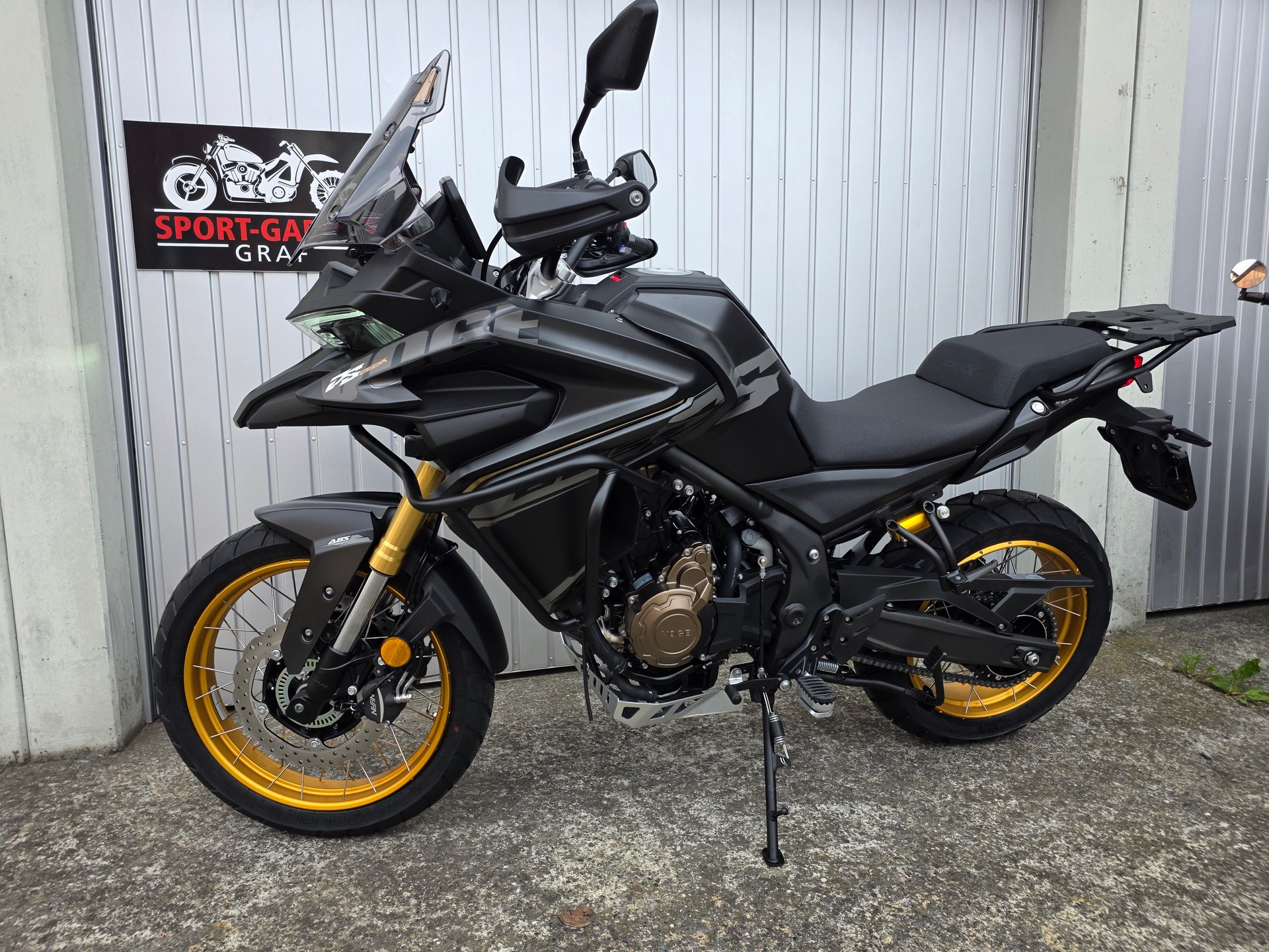 VOGE Voge 625 DSX Black Knight-showroom-element-2