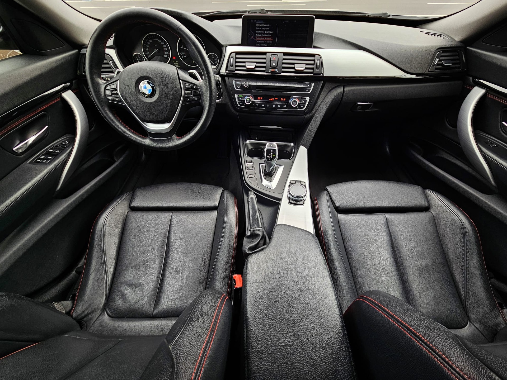 BMW 320d GT xDrive Sport Line Steptronic-image-10