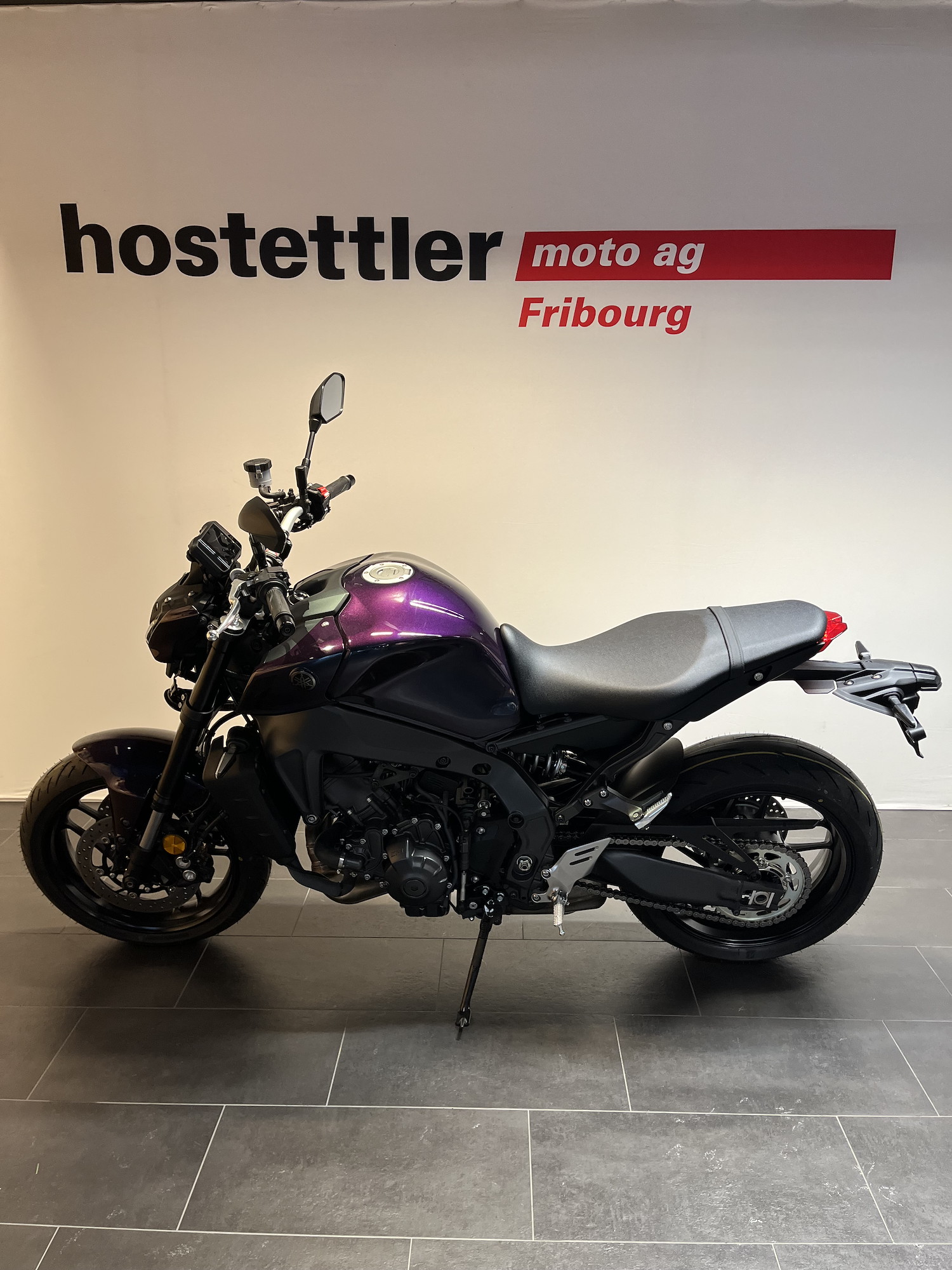 YAMAHA MT-09-showroom-element-3