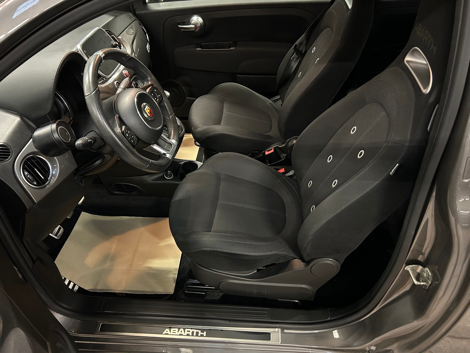 FIAT 595 1.4 16V Turbo Abarth-image-12
