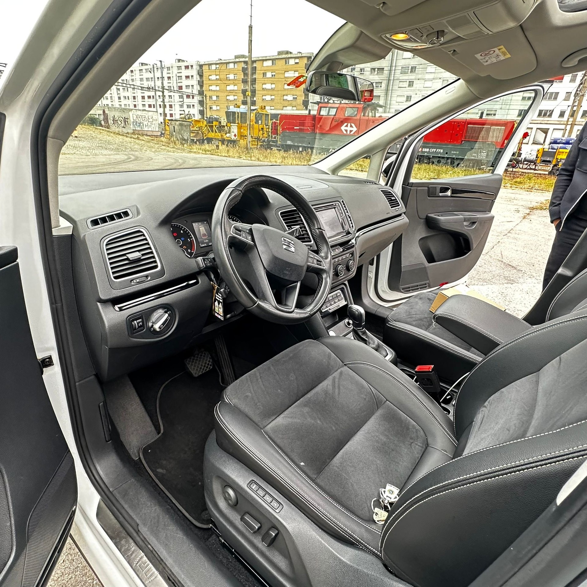 SEAT Alhambra 2.0 TDI FR Line DSG-image-2