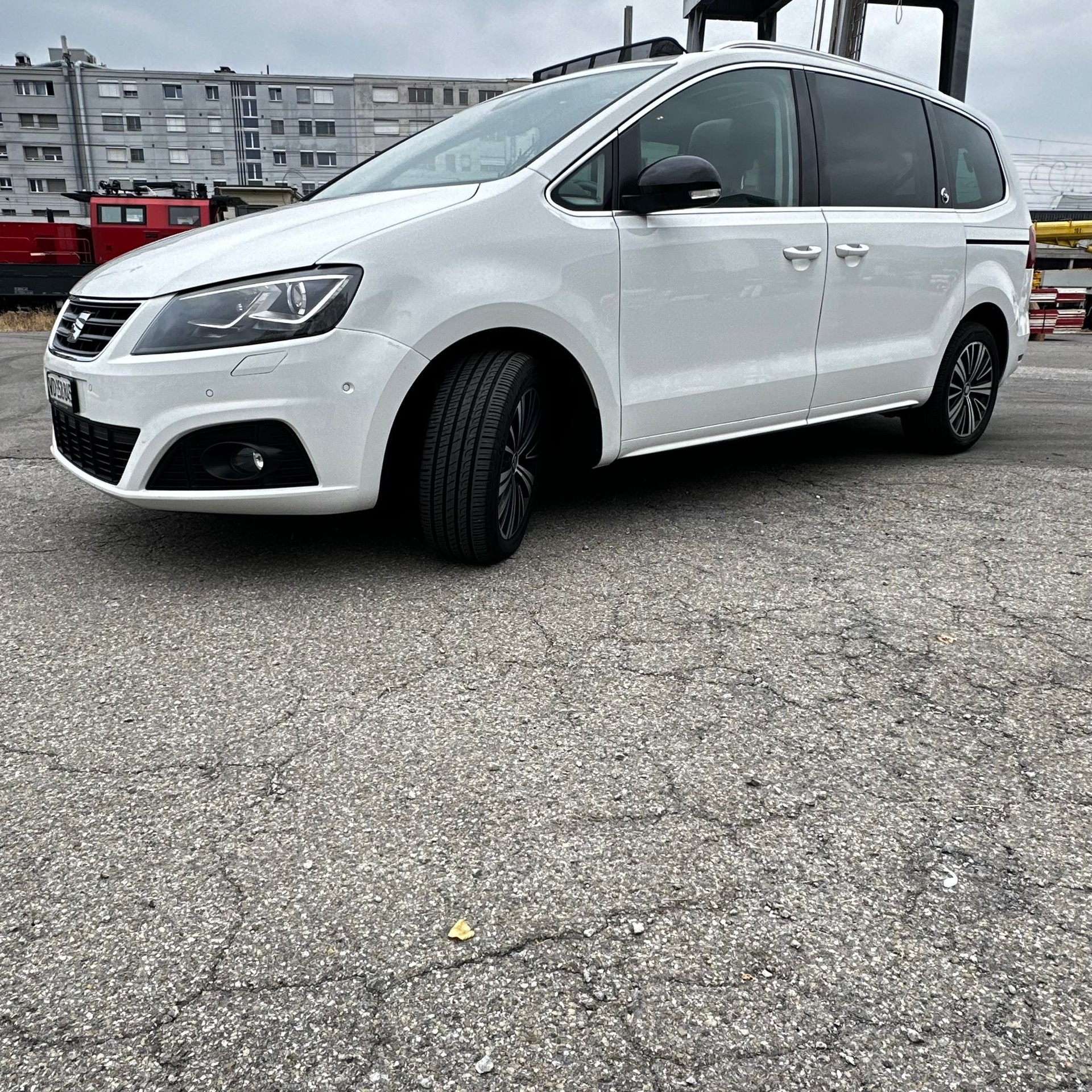 SEAT Alhambra 2.0 TDI FR Line DSG-image-5