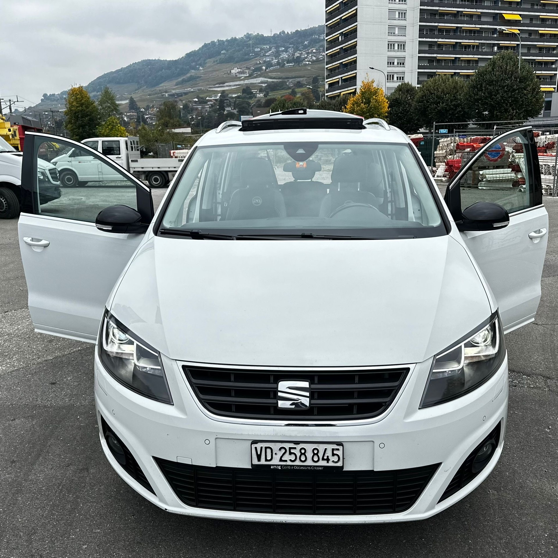 SEAT Alhambra 2.0 TDI FR Line DSG-image-0