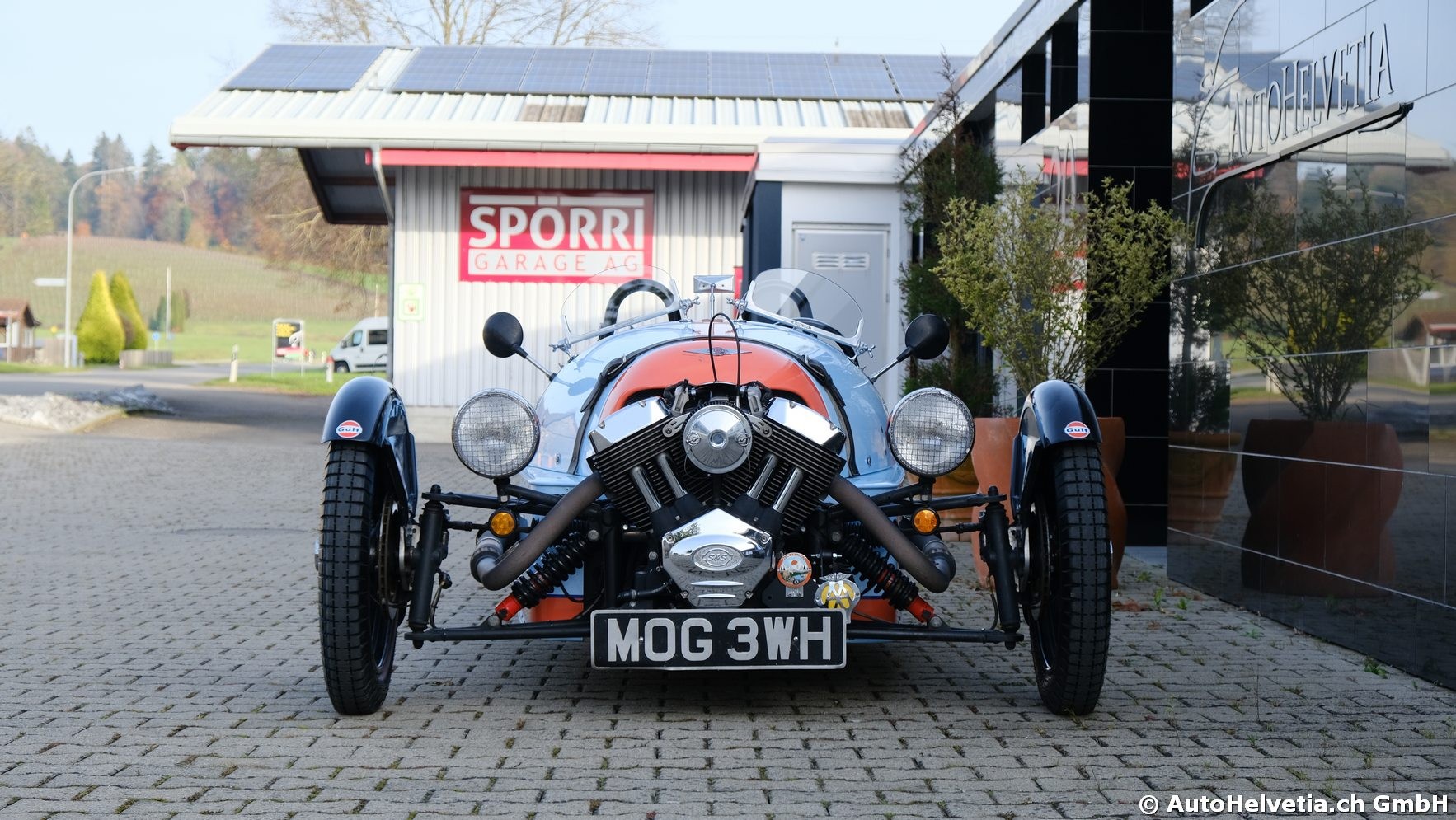MORGAN THREEWHEELER - Gulf Edition-showroom-element-2