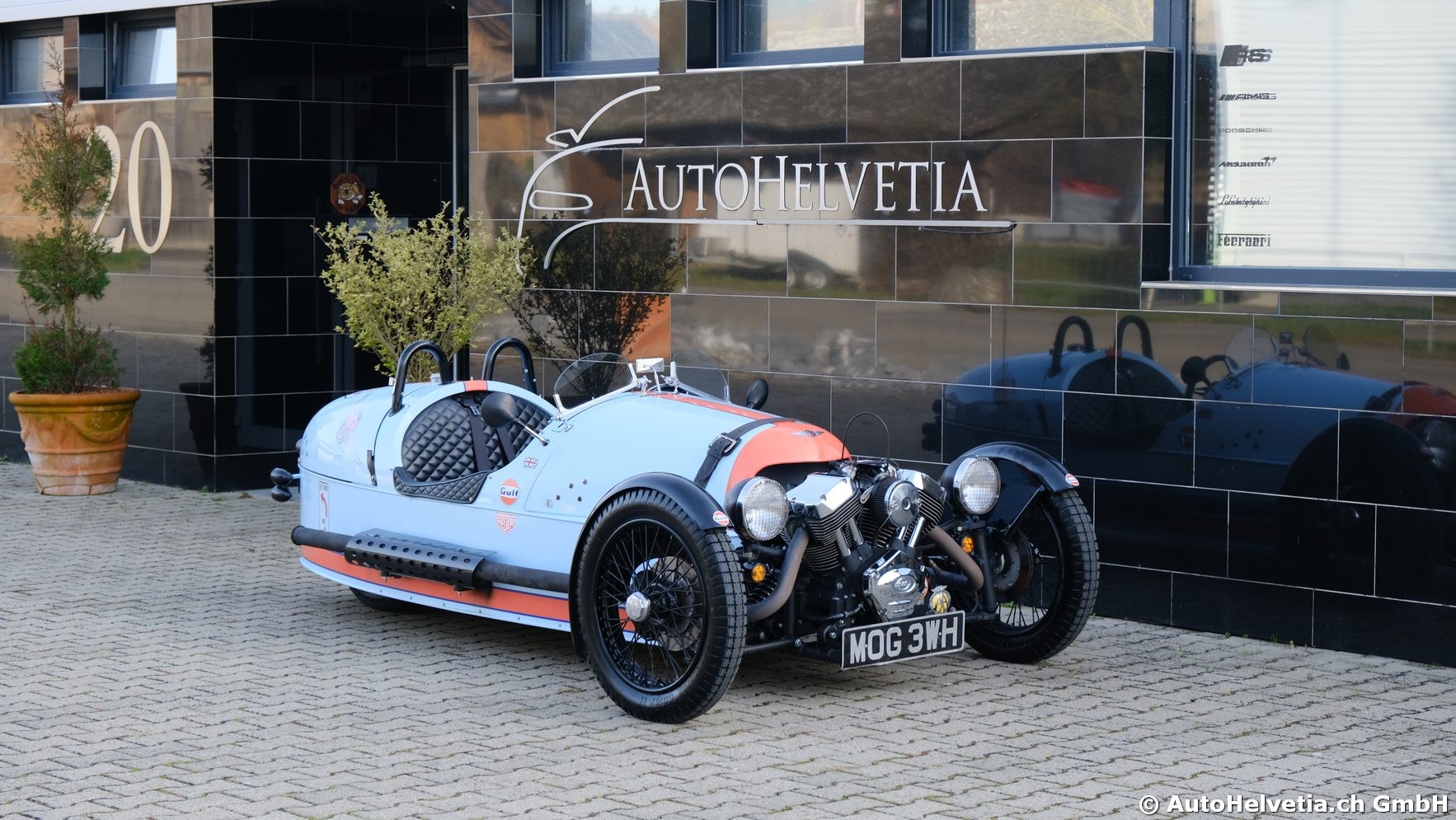 MORGAN THREEWHEELER - Gulf Edition-image-17