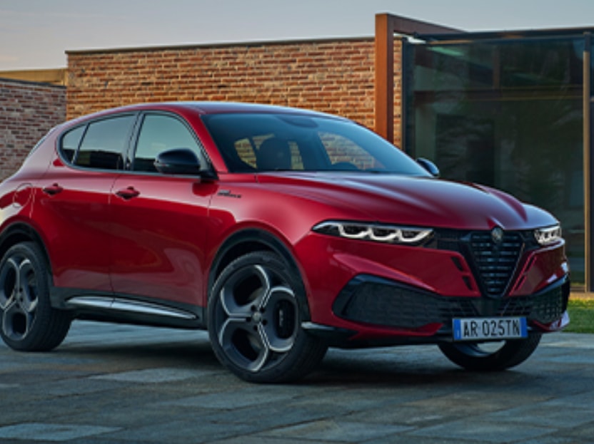 ALFA ROMEO Tonale 1.3 Plug-in-Hybrid Q4 Veloce Pack Premium Sky-image-1