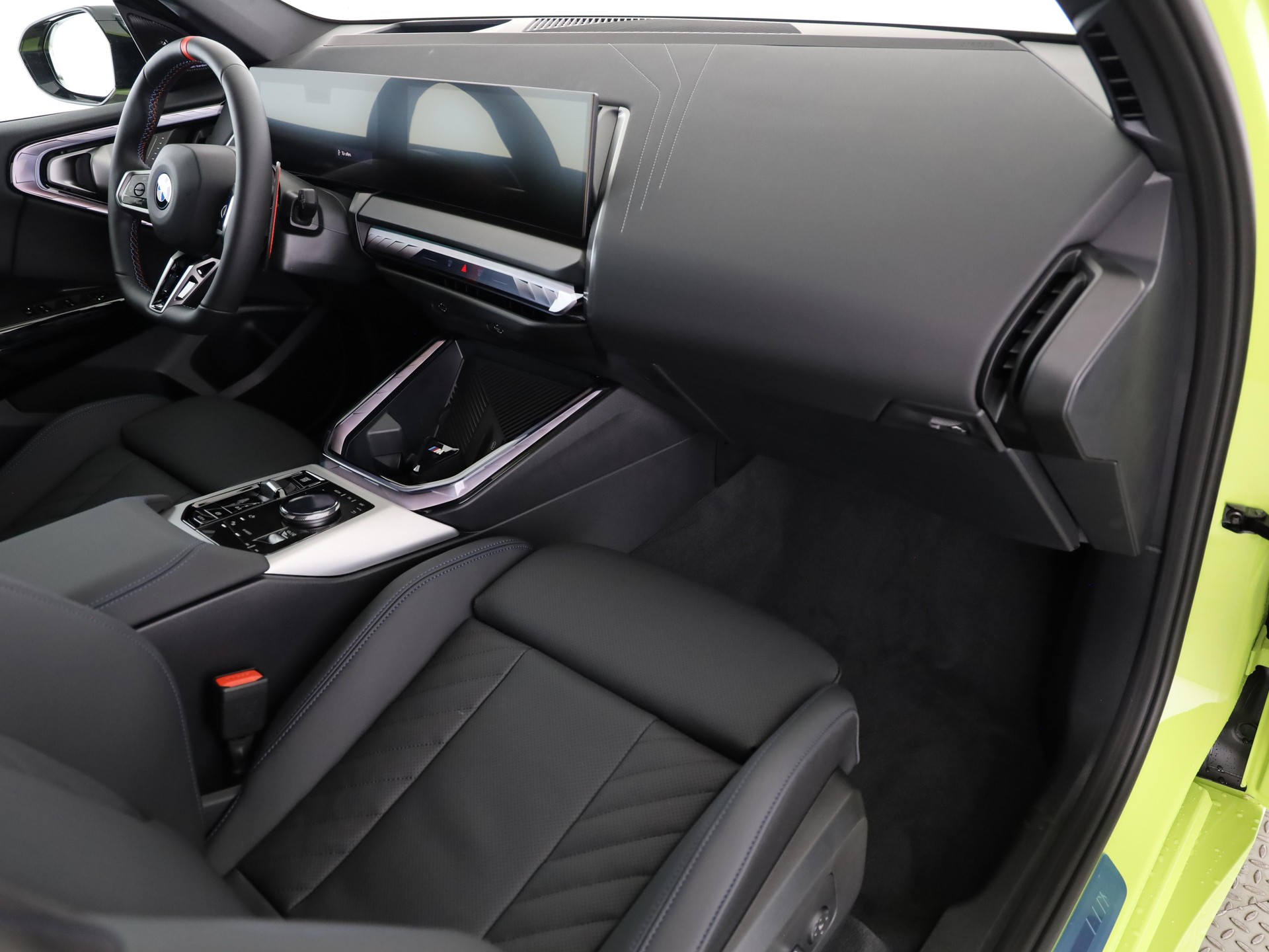 BMW X3 M50i-image-7