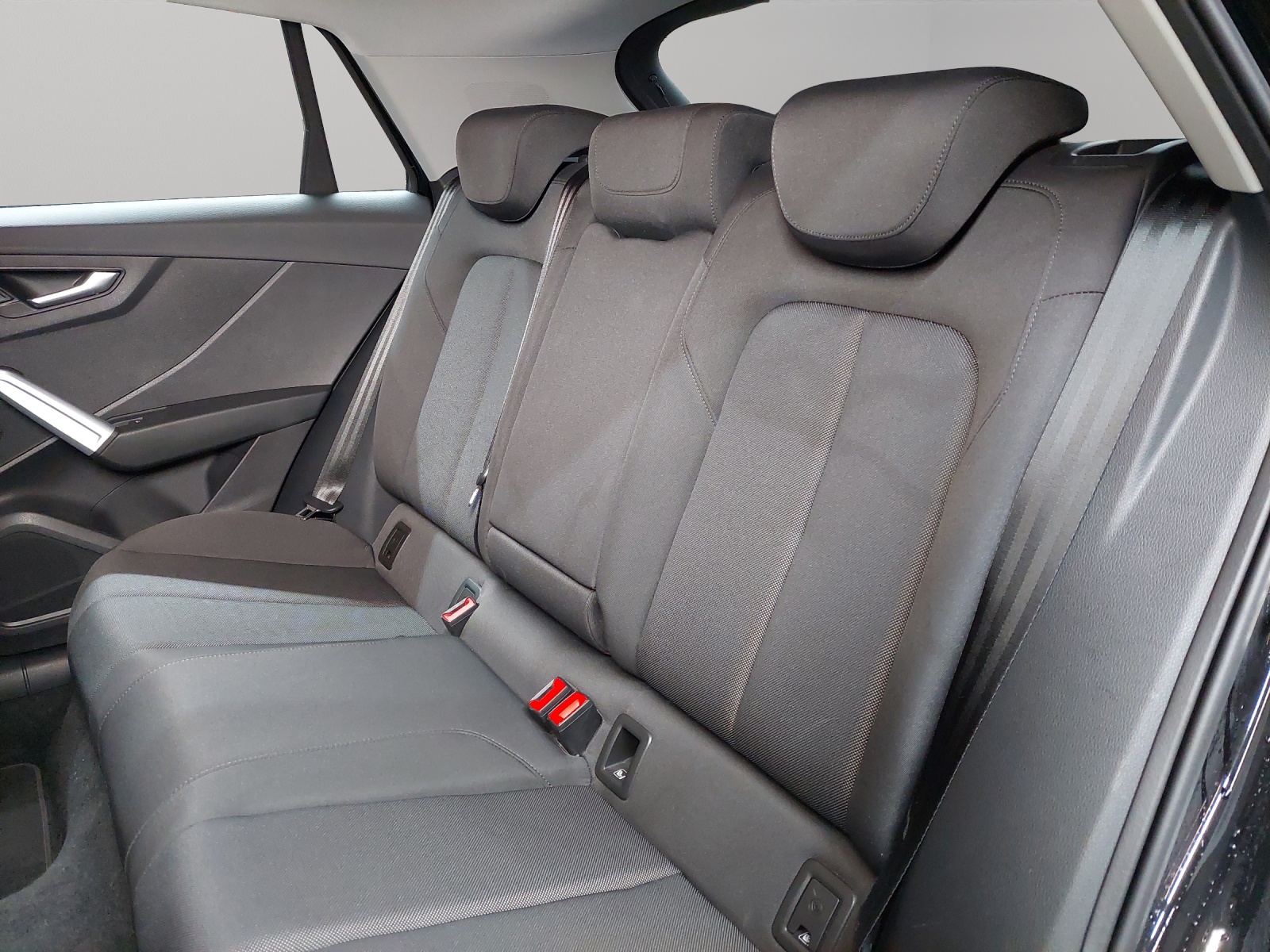 AUDI Q2 40 TFSI advanced Attraction quattro S-tronic-image-7