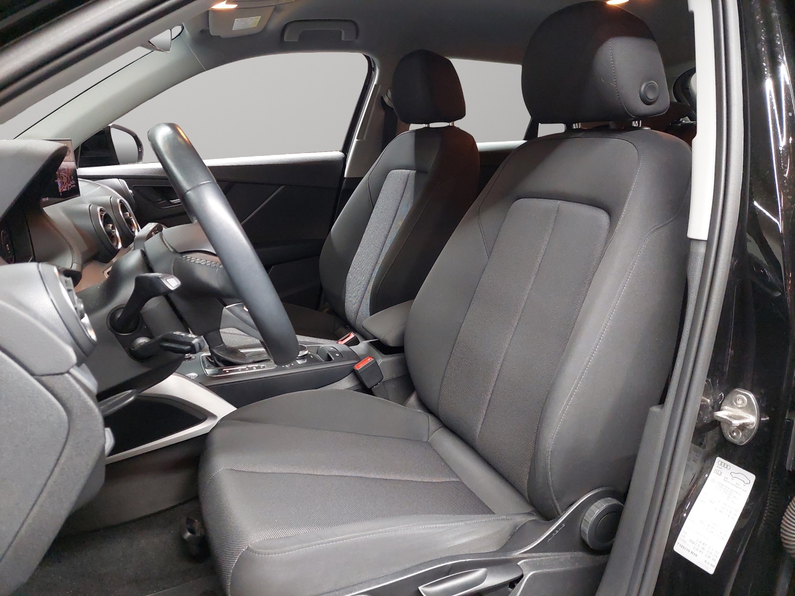 AUDI Q2 40 TFSI advanced Attraction quattro S-tronic-image-5