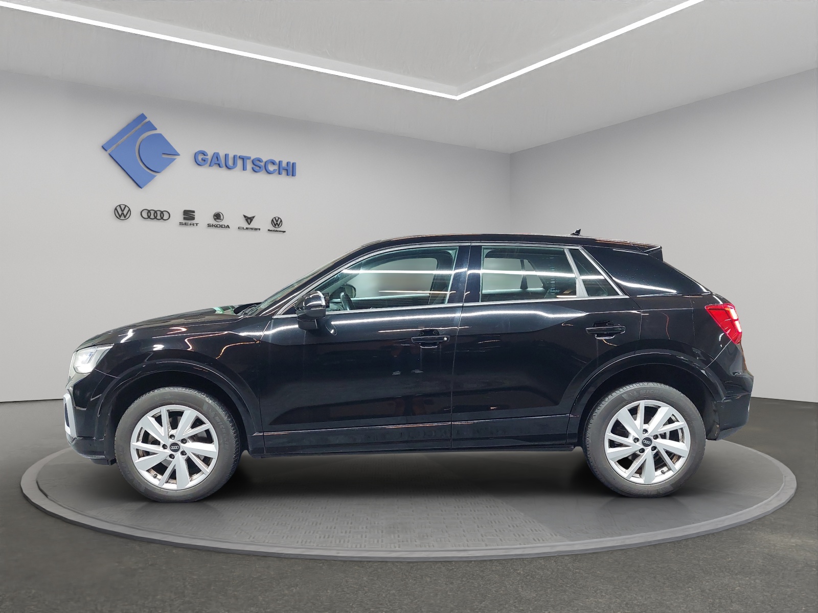 AUDI Q2 40 TFSI advanced Attraction quattro S-tronic-image-1