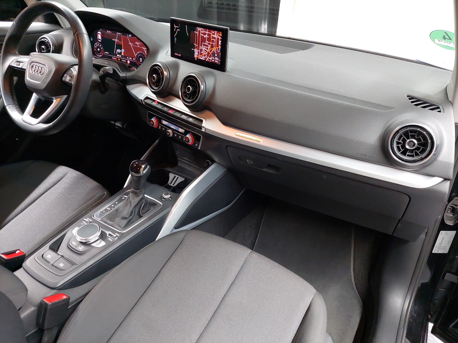 AUDI Q2 40 TFSI advanced Attraction quattro S-tronic-image-9