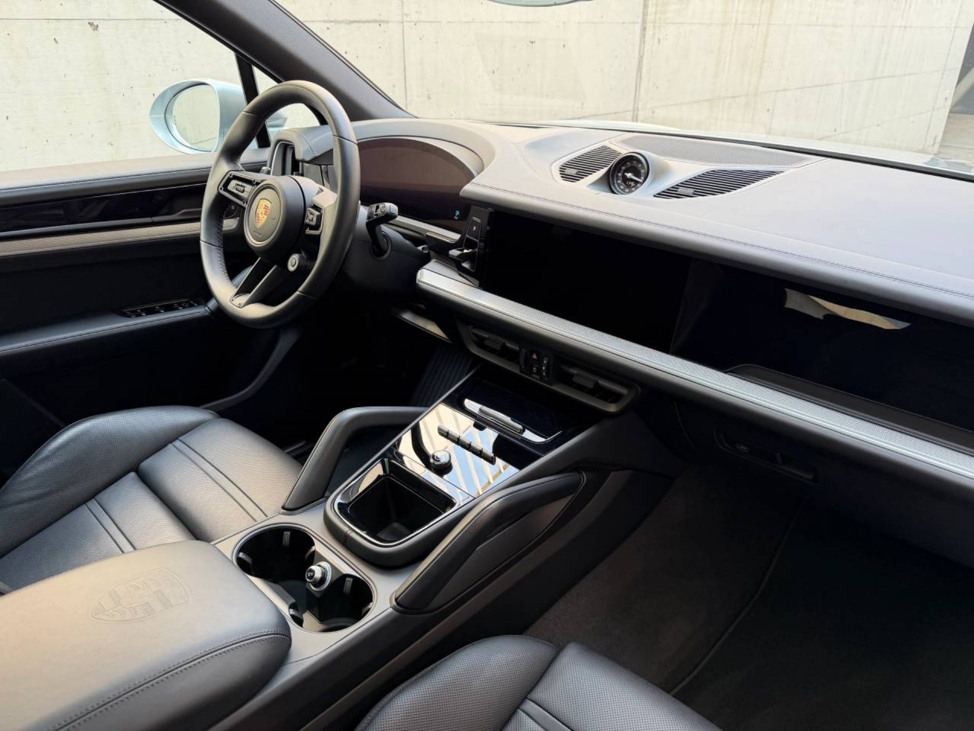 PORSCHE Cayenne E-Hybrid-image-25