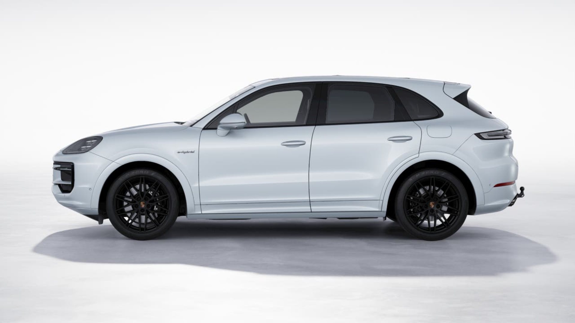 PORSCHE Cayenne E-Hybrid-image-1