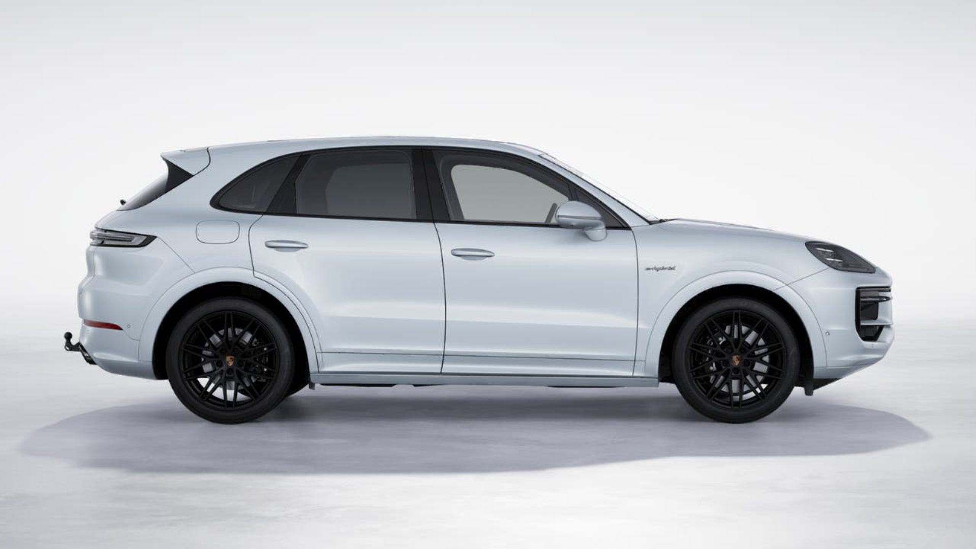PORSCHE Cayenne E-Hybrid-image-5