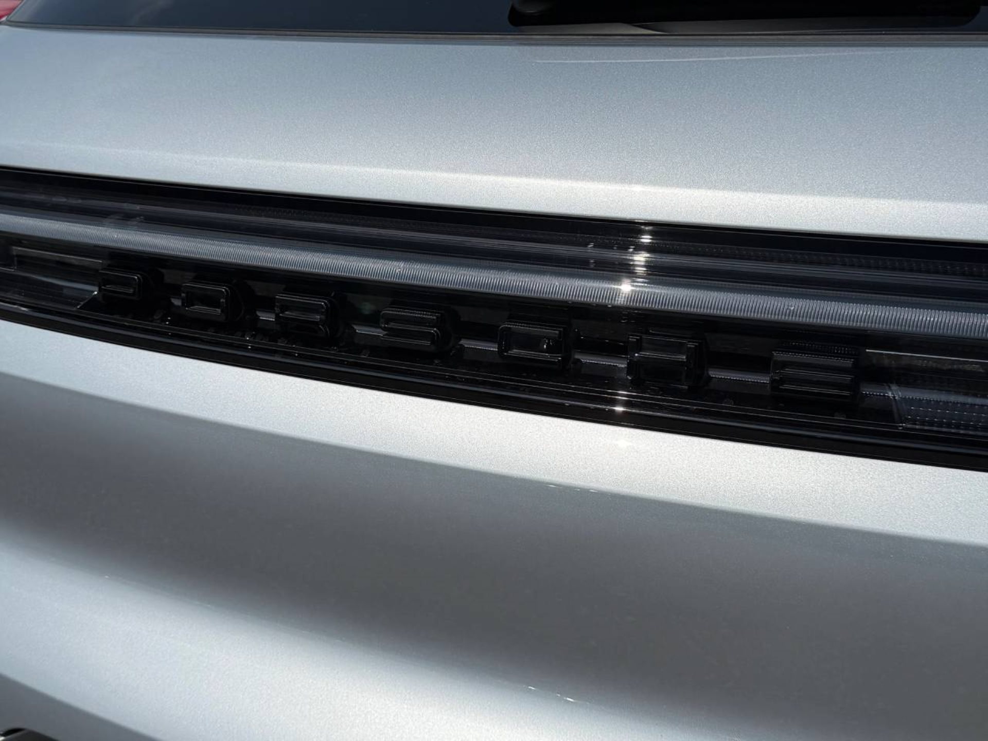 PORSCHE Cayenne E-Hybrid-image-12