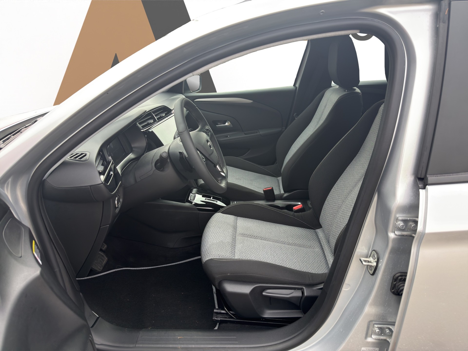 OPEL Corsa 1.2 T Edition Automat-image-8