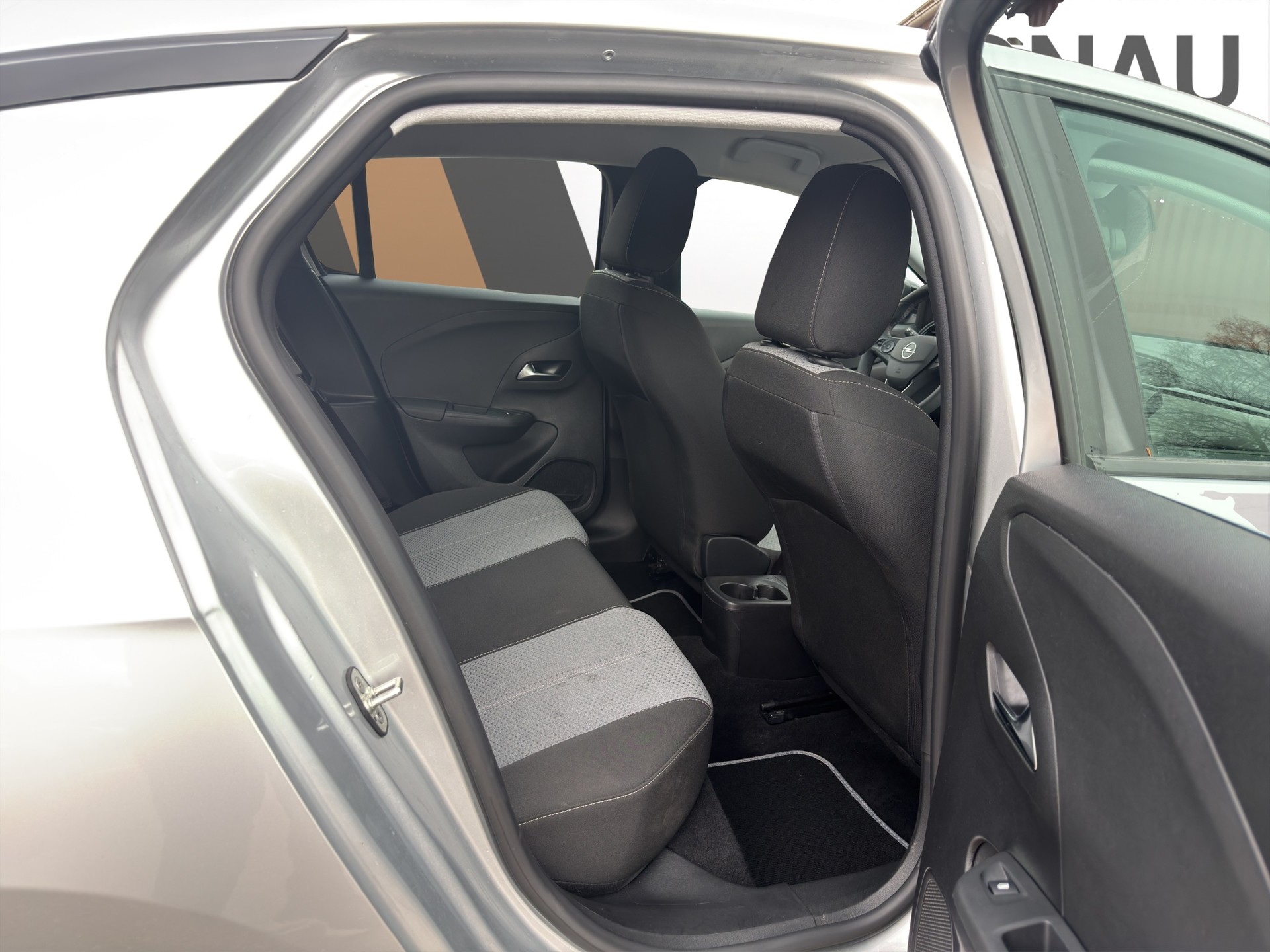 OPEL Corsa 1.2 T Edition Automat-image-11