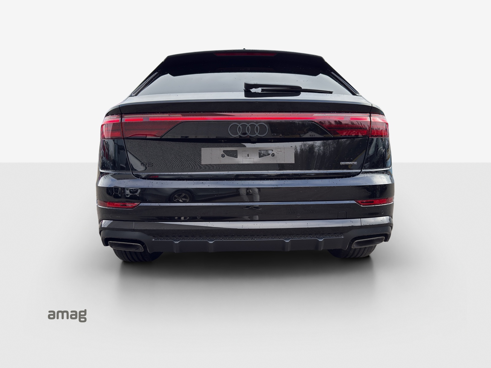 AUDI Q8 SUV TFSI e quattro 360 kW tiptronic-image-3
