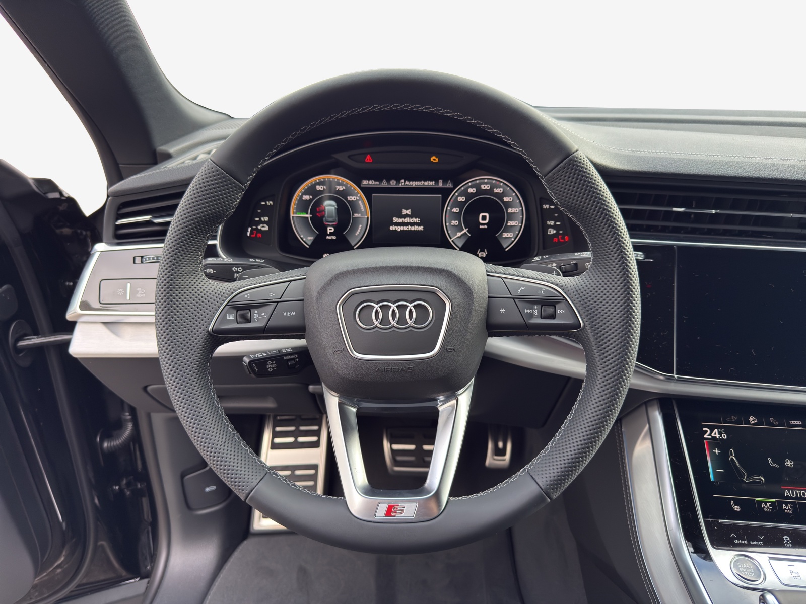 AUDI Q8 SUV TFSI e quattro 360 kW tiptronic-image-9