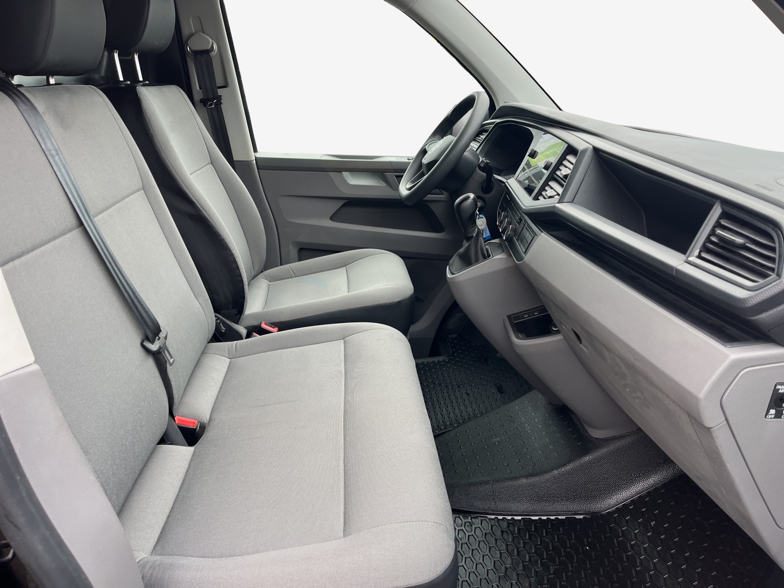 VW T6.1 2.0 TDI DSG-image-8