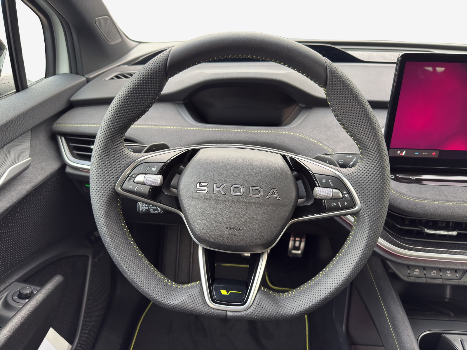 SKODA Elroq RS 4x4-image-9