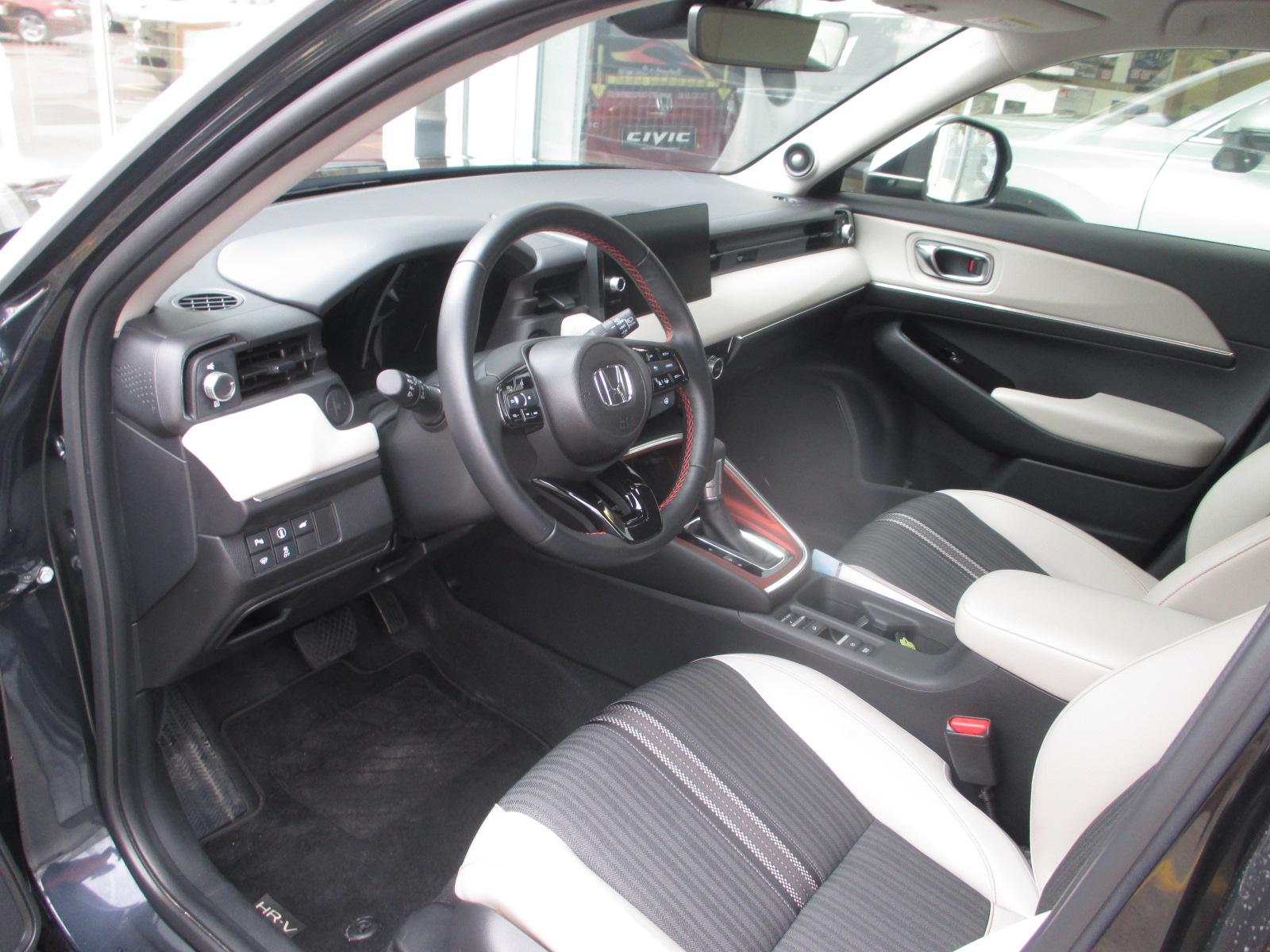 HONDA HR-V 1.5 i-MMD Advance Style - selbstladender Vollhybrid (ohne an die Steckdose zu müssen)-image-21