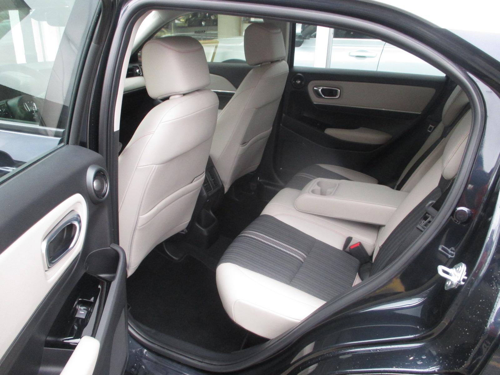 HONDA HR-V 1.5 i-MMD Advance Style - selbstladender Vollhybrid (ohne an die Steckdose zu müssen)-image-23