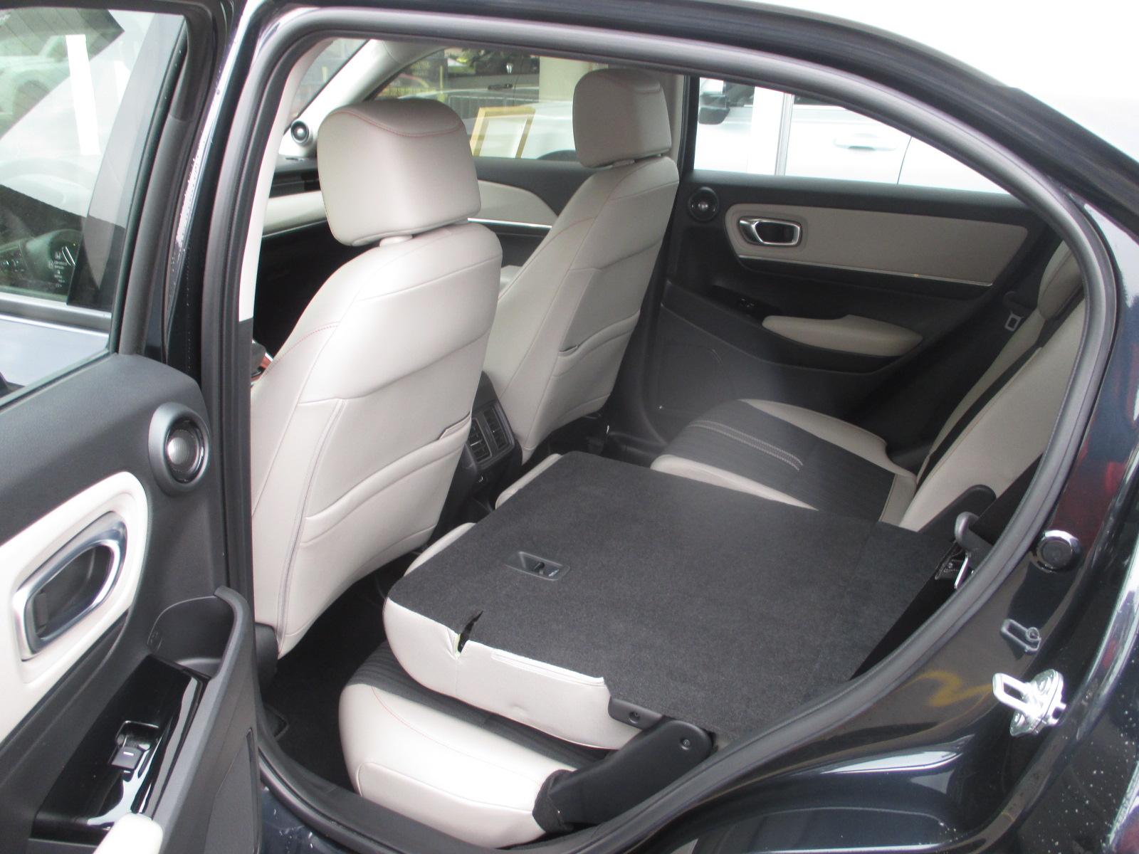 HONDA HR-V 1.5 i-MMD Advance Style - selbstladender Vollhybrid (ohne an die Steckdose zu müssen)-image-25