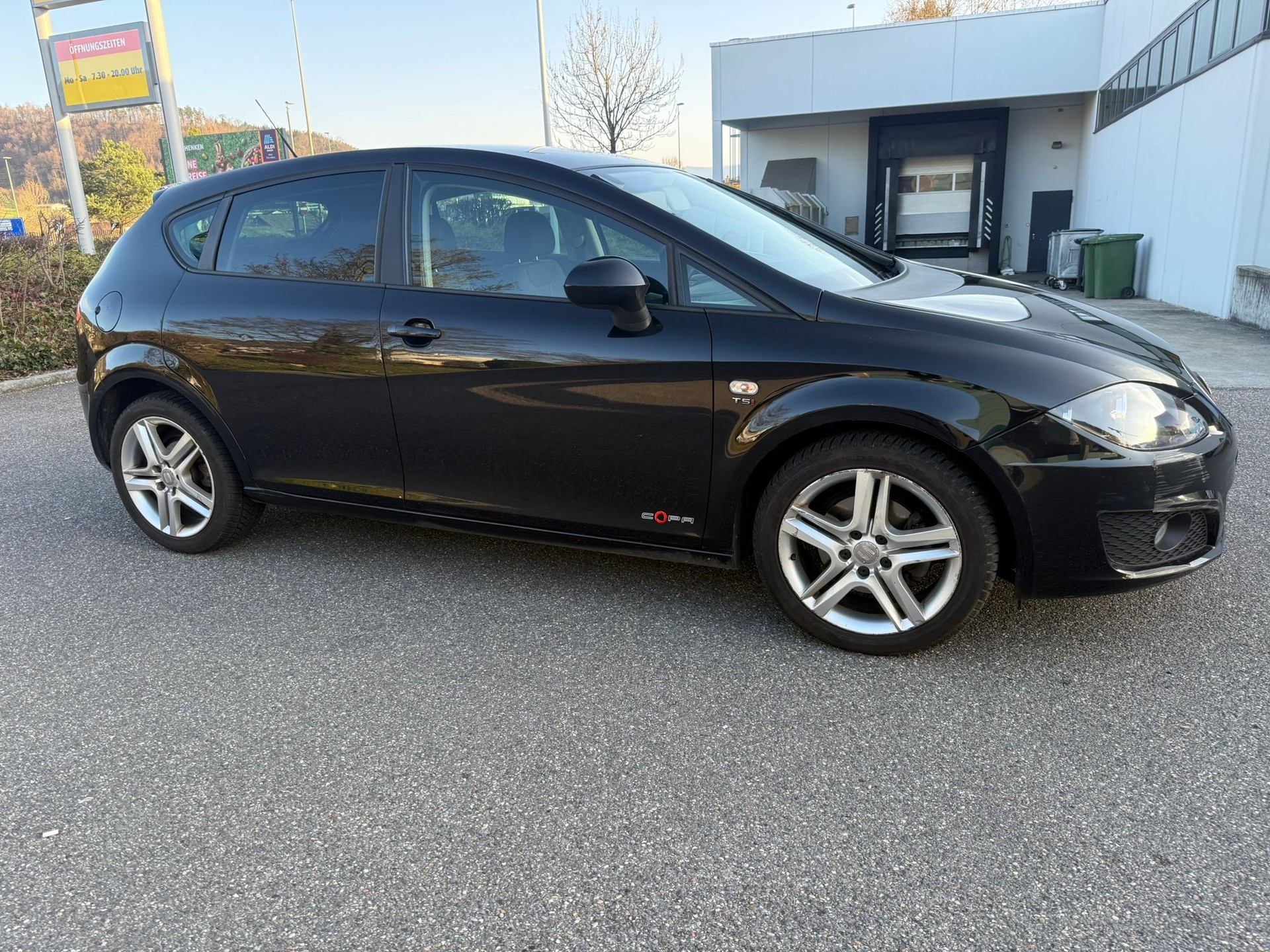 SEAT Leon 1.4 TSI COPA Style-image-1