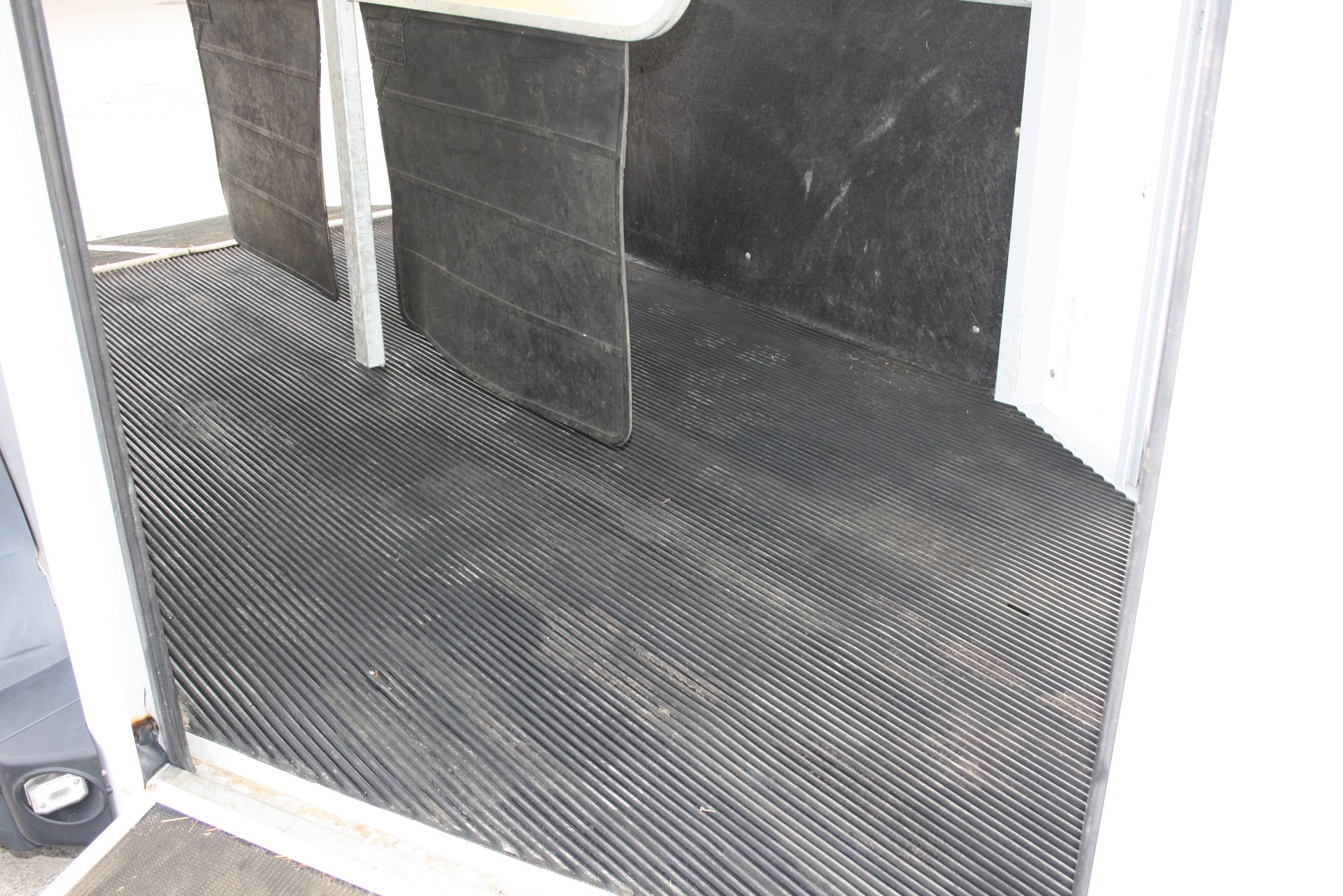 IFOR Williams HB506-image-11