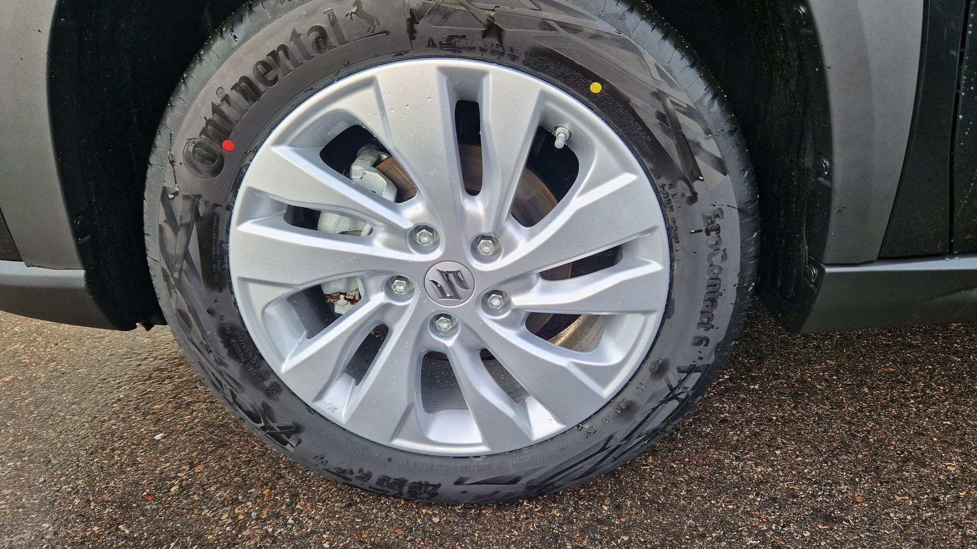 SUZUKI S-Cross 1.4 T Sakura Hybrid 4x4-image-3