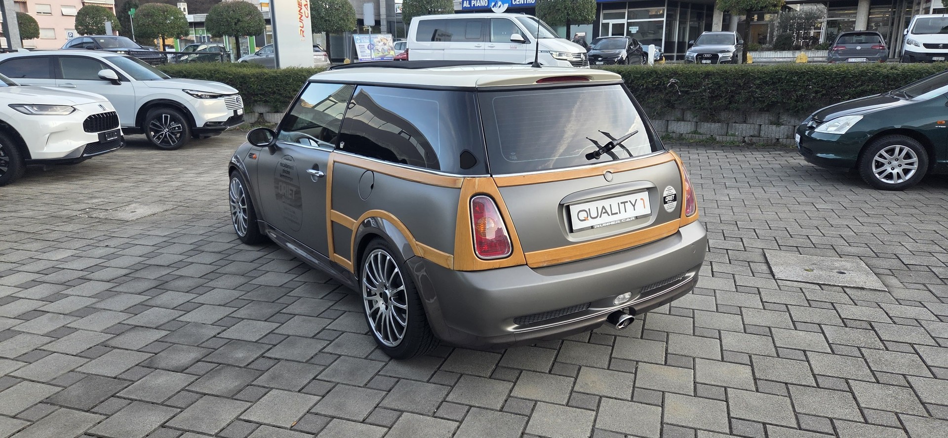 MINI Cooper-image-1