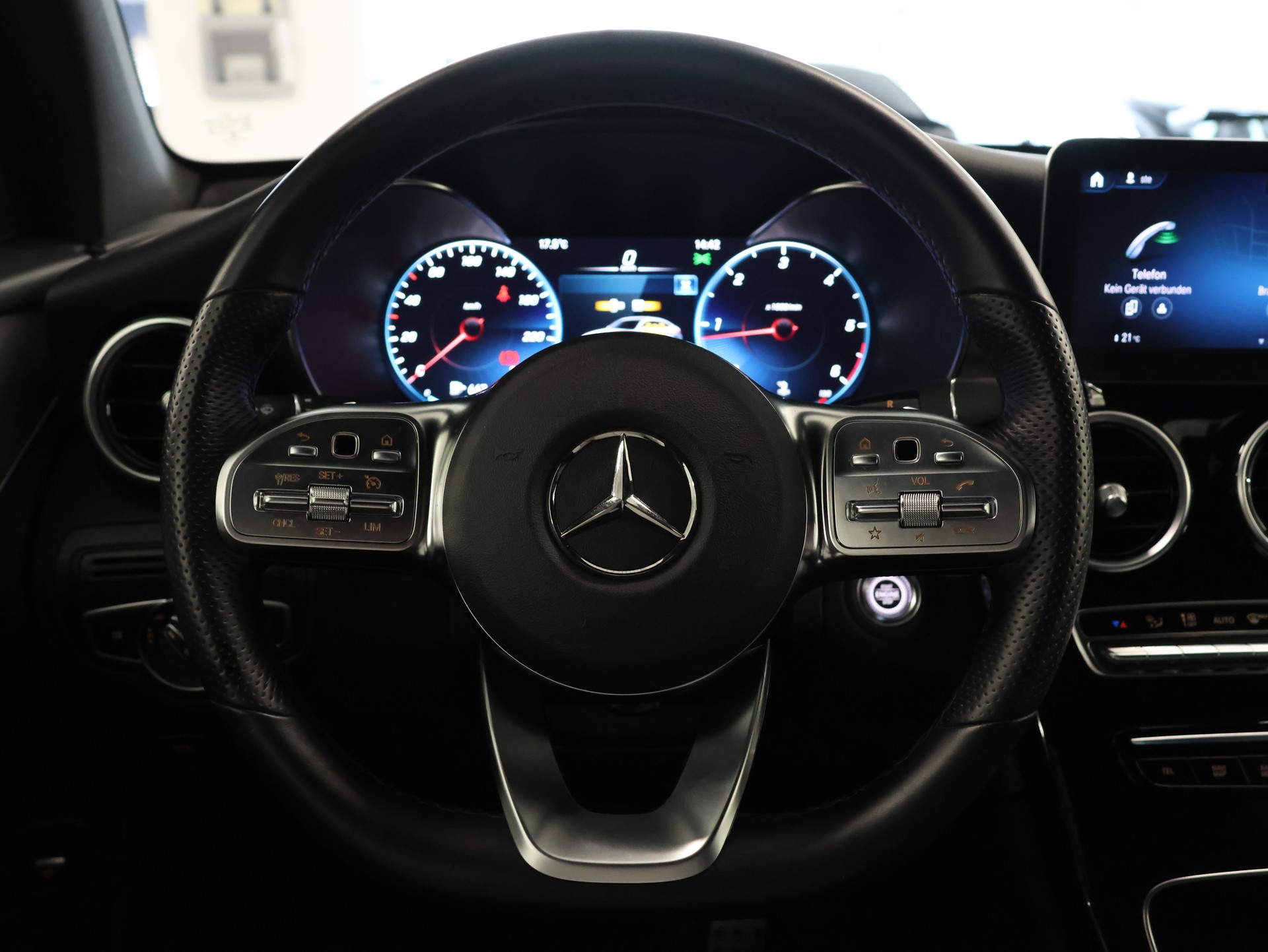 MERCEDES-BENZ GLC Coupé 220 d AMG Line 4Matic 9G-Tronic *AMG Line* *360 Kamera* *Top Ausstattung*-image-18