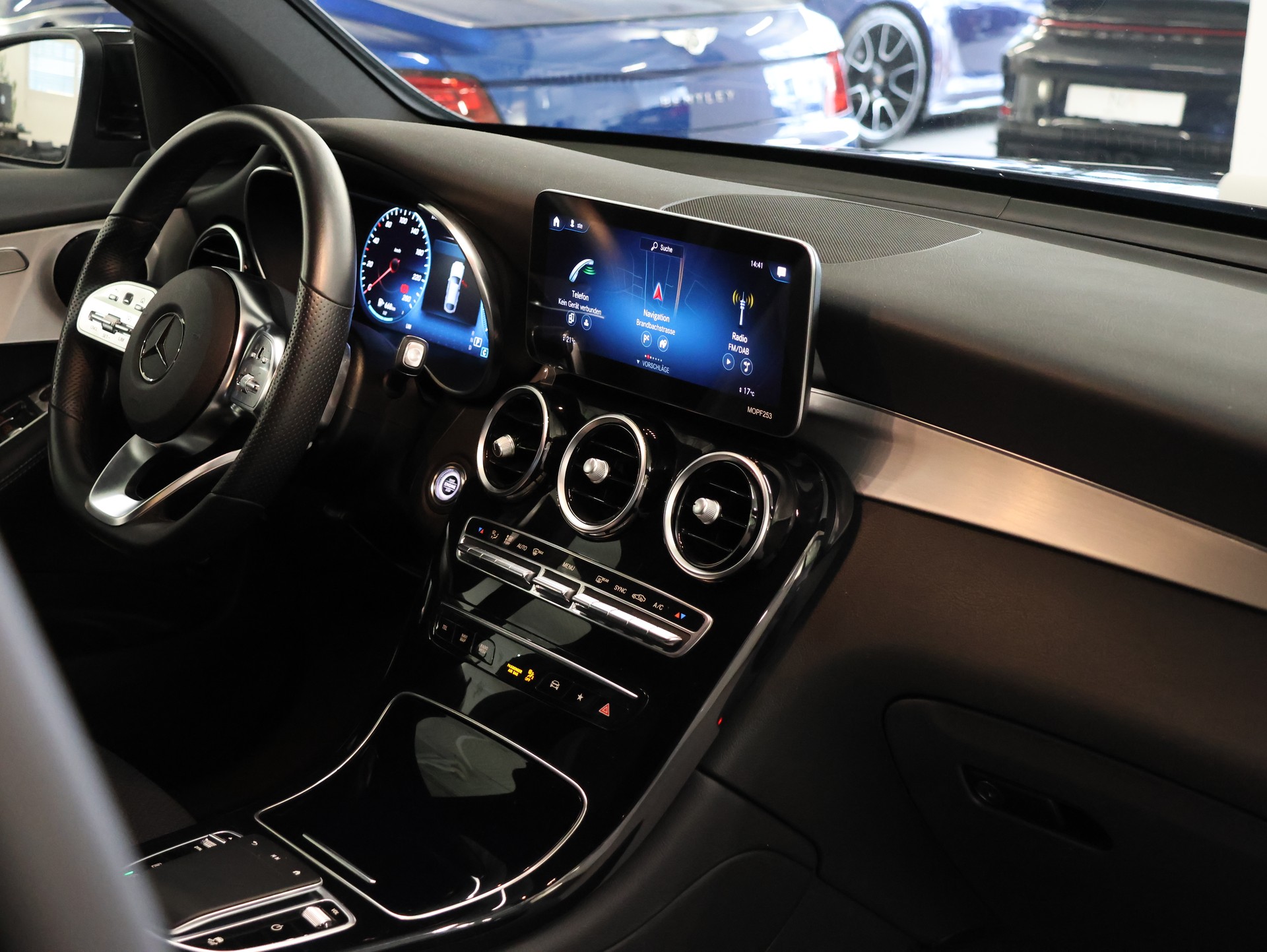 MERCEDES-BENZ GLC Coupé 220 d AMG Line 4Matic 9G-Tronic *AMG Line* *360 Kamera* *Top Ausstattung*-image-15