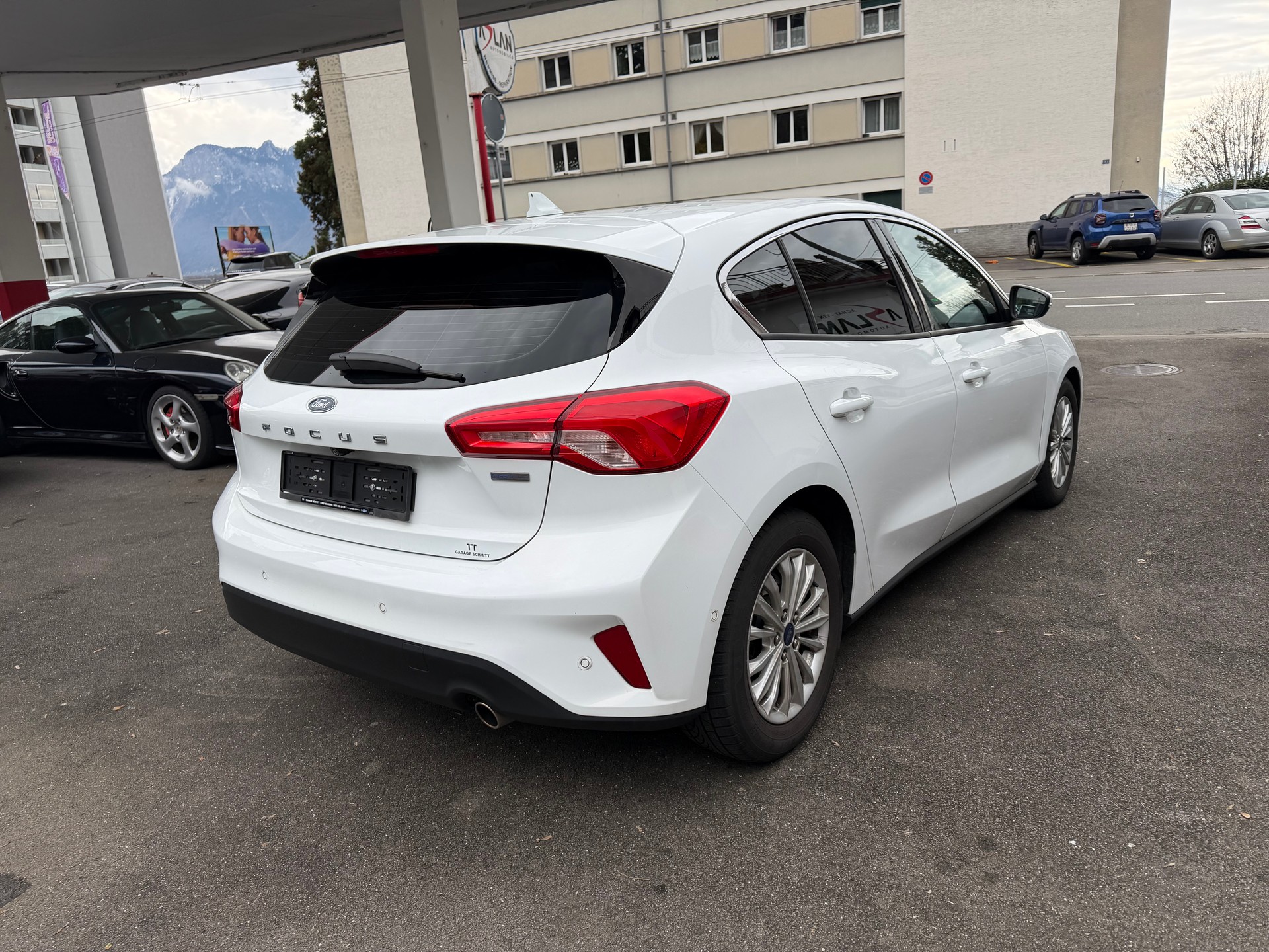 FORD Focus 1.5 TDCi Active Automatic-image-4