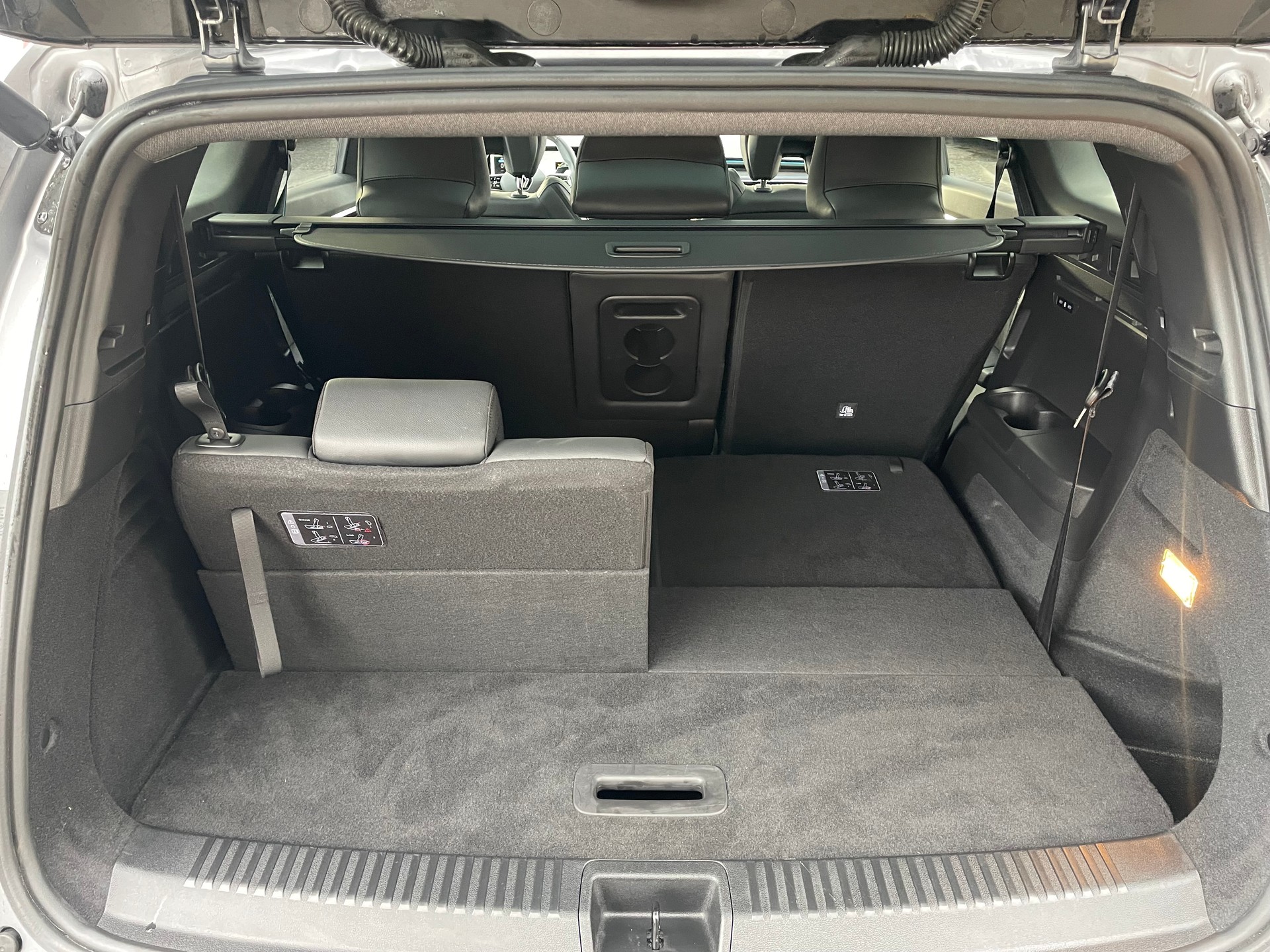 RENAULT Espace 1.2 E-Tech 200 Esprit Alpine 7-Sitze-image-8