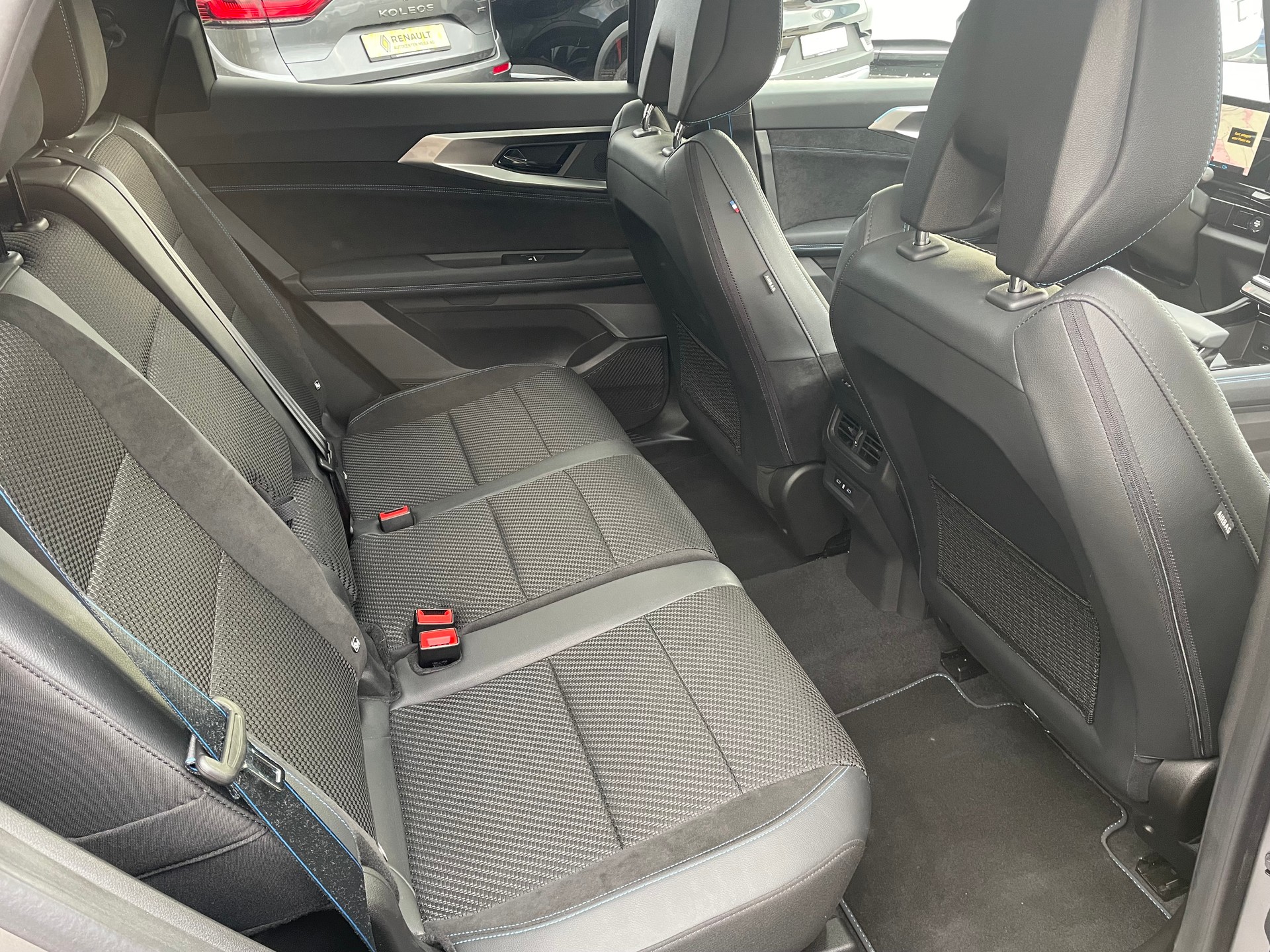 RENAULT Espace 1.2 E-Tech 200 Esprit Alpine 7-Sitze-image-7